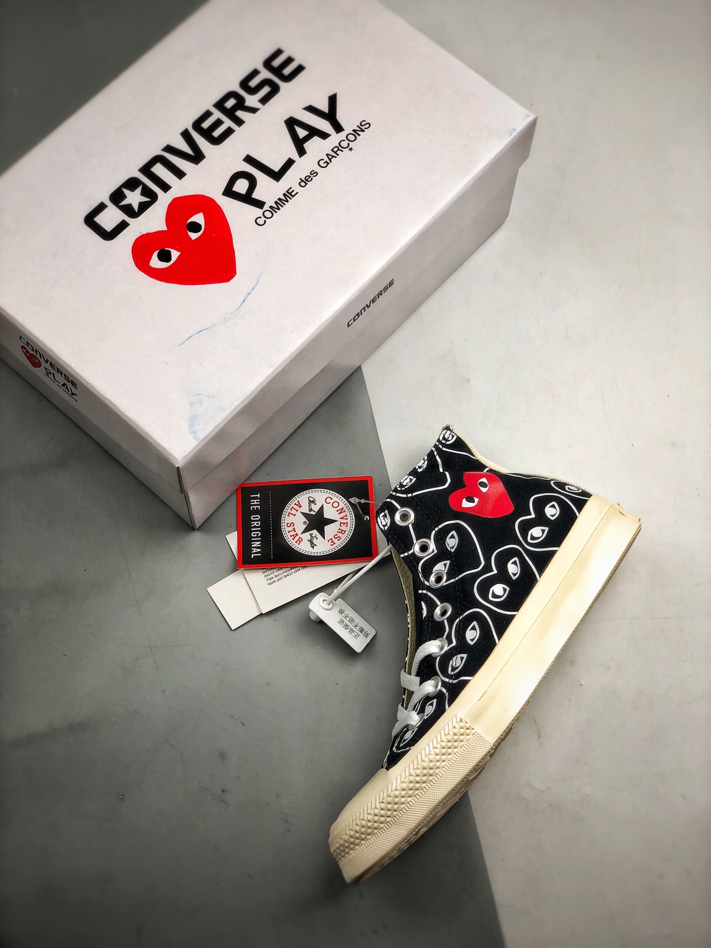 150 重磅推出 独家首发   PLAY COMME des GAR ONS x CONVERSE  携手打造的新款 Chuck Taylor