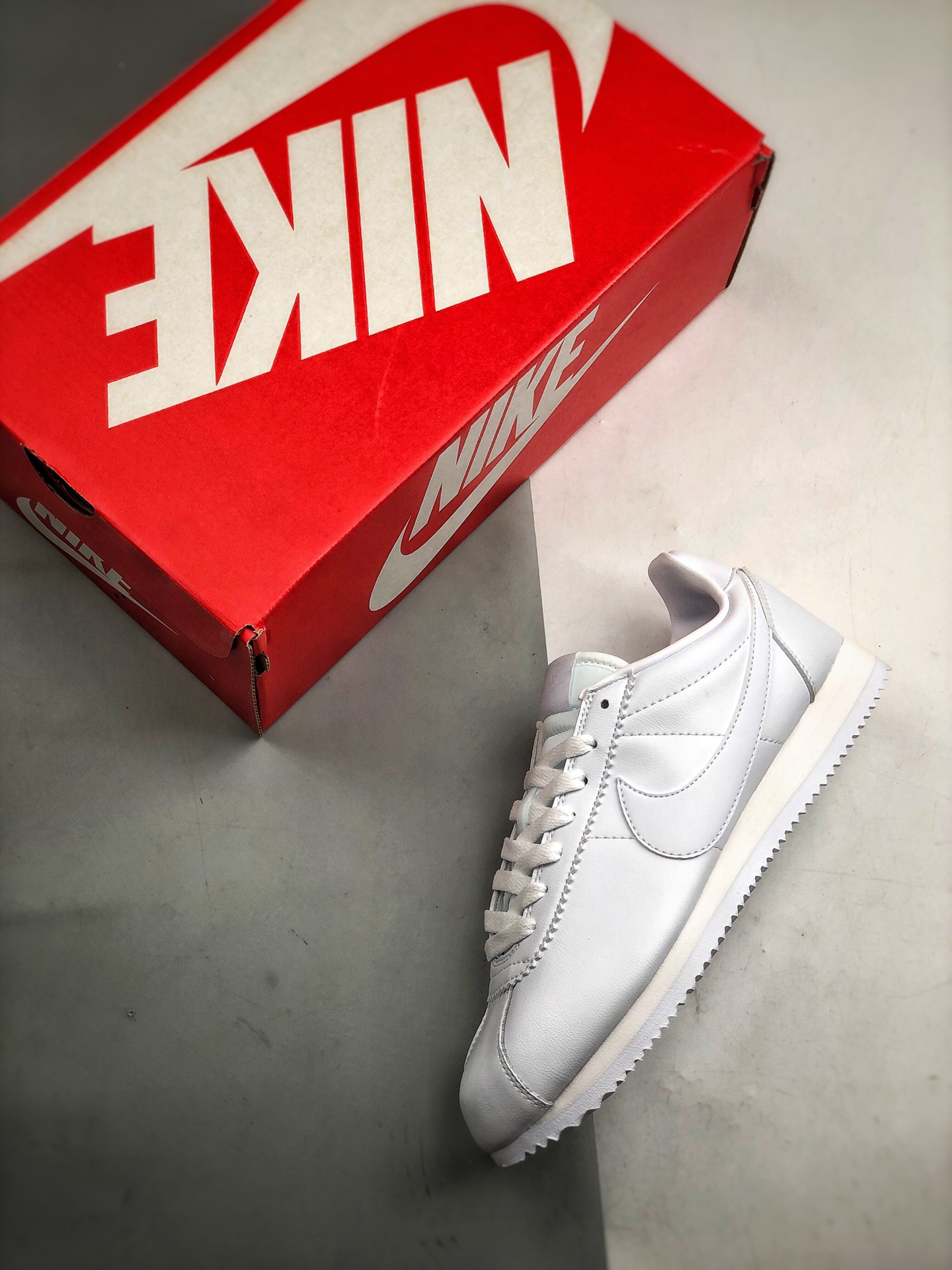 170 Nike Classic Cortez princess  阿甘纯白 官网经典长青款