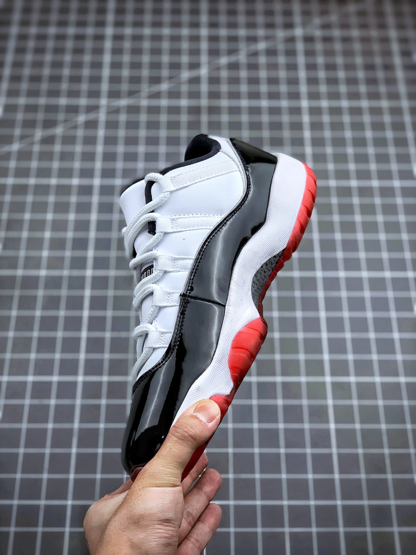 360 Air Jordan 11 Low “White/Bred” AJ11黑红外线