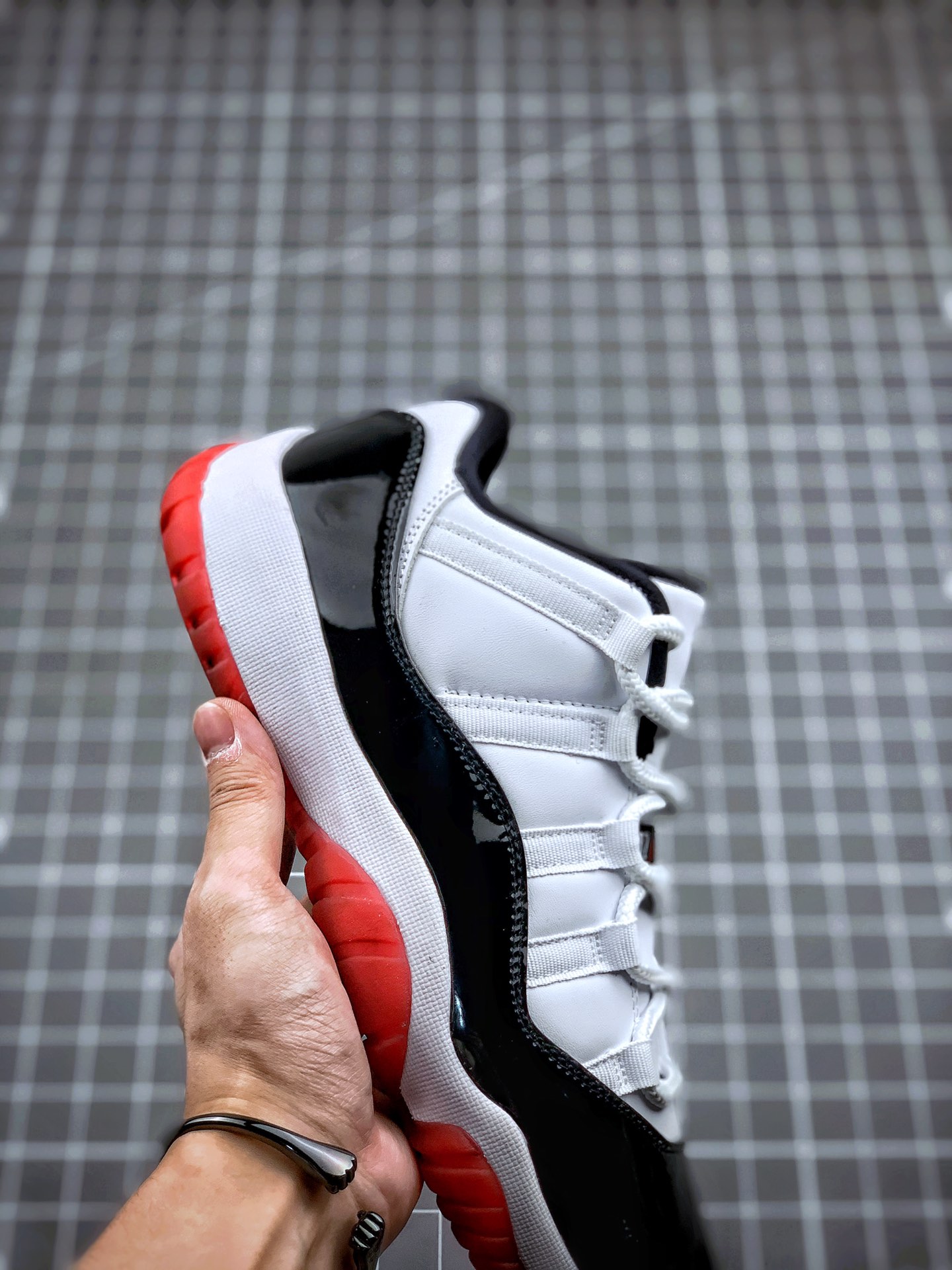 360 Air Jordan 11 Low “White/Bred” AJ11黑红外线