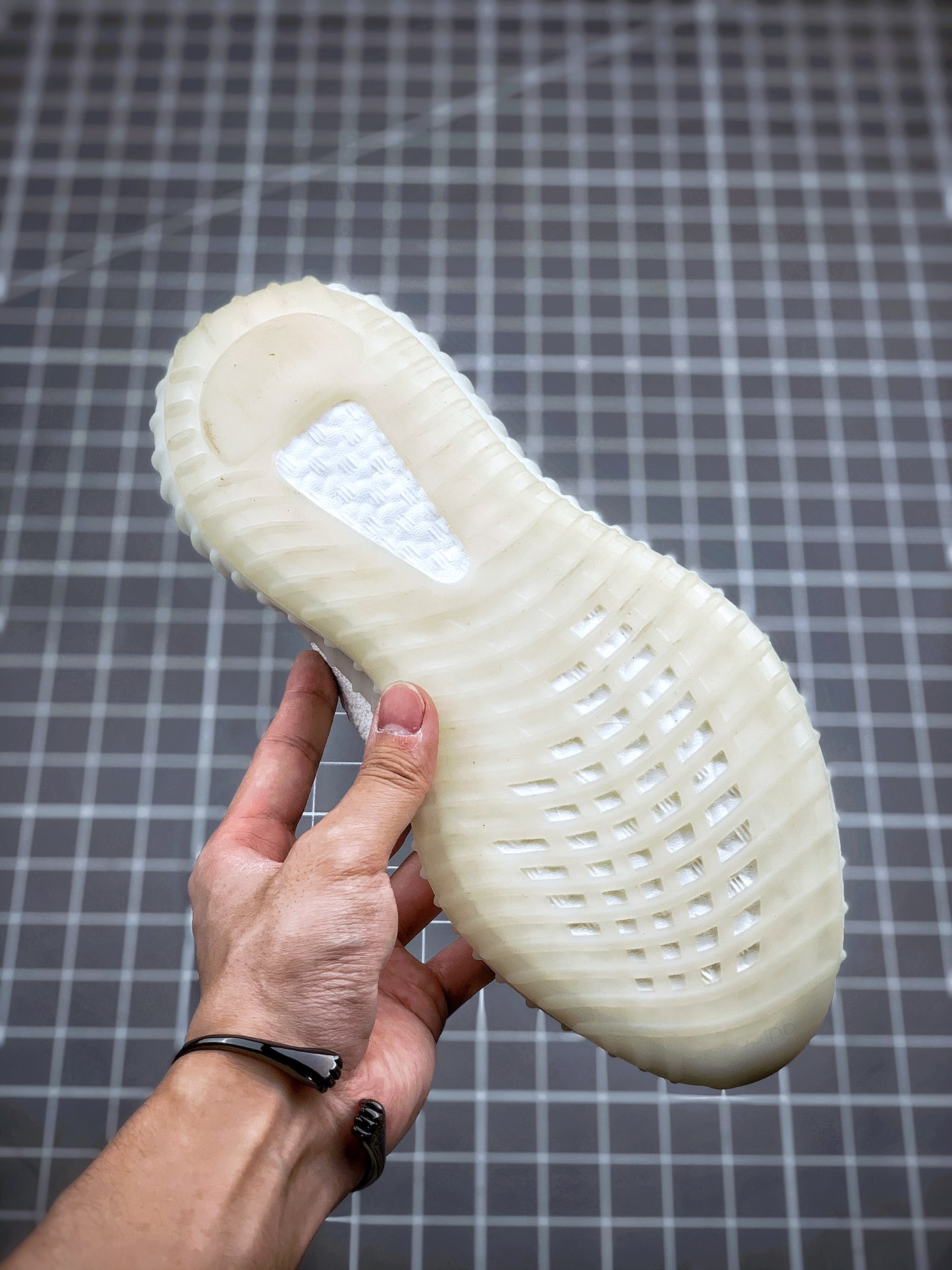 290 国内知名纯原工厂 特价 Adidas 350 Boost V2 纯白冰淇淋
