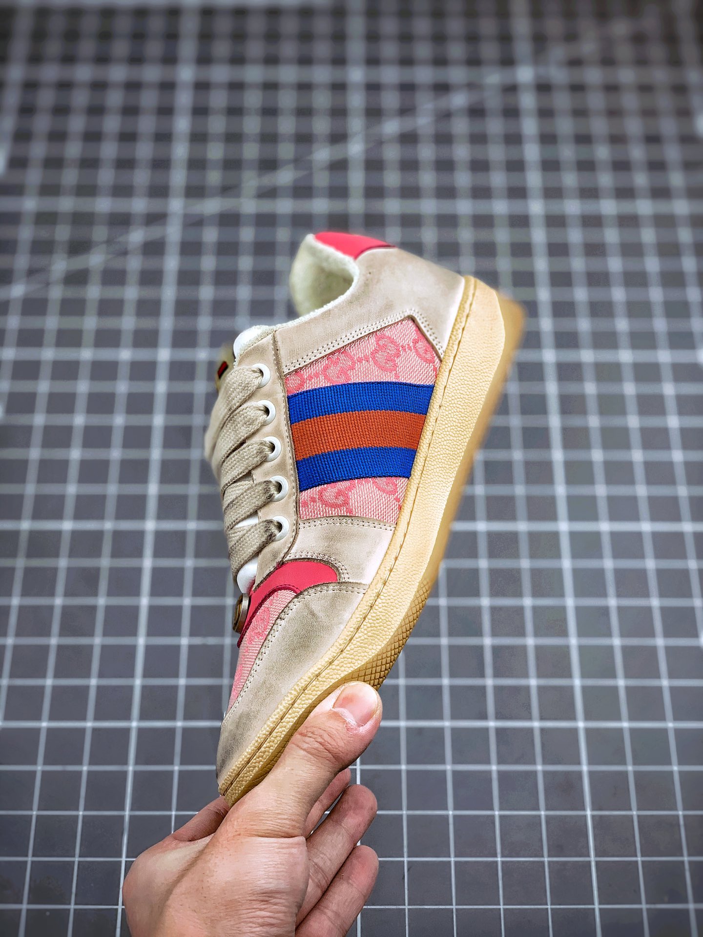 460  Gucci Distressed Screener sneaker 经典原型复古百搭做旧老爹板鞋/复古学院风