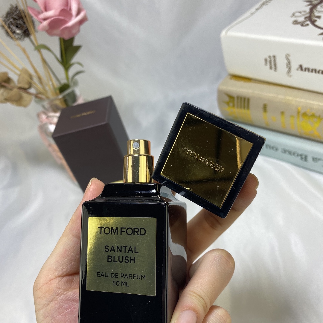 Tom Ford Santal Blush Eau de Parfum 50ml - Oriental Woody Fragrance 5 i1588484495 1656 3
