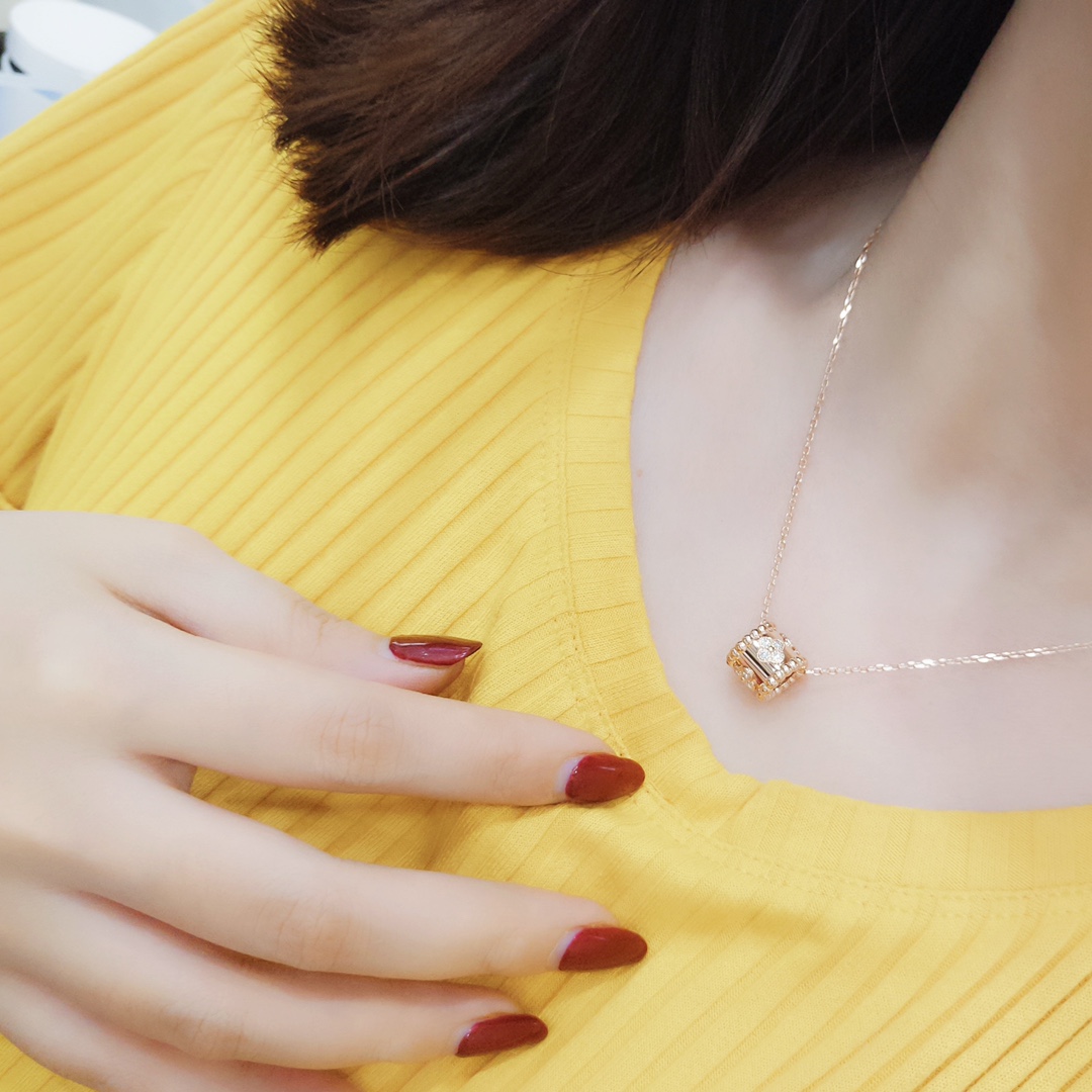 Van Cleef & Arpels 18k金 vca万花筒项链