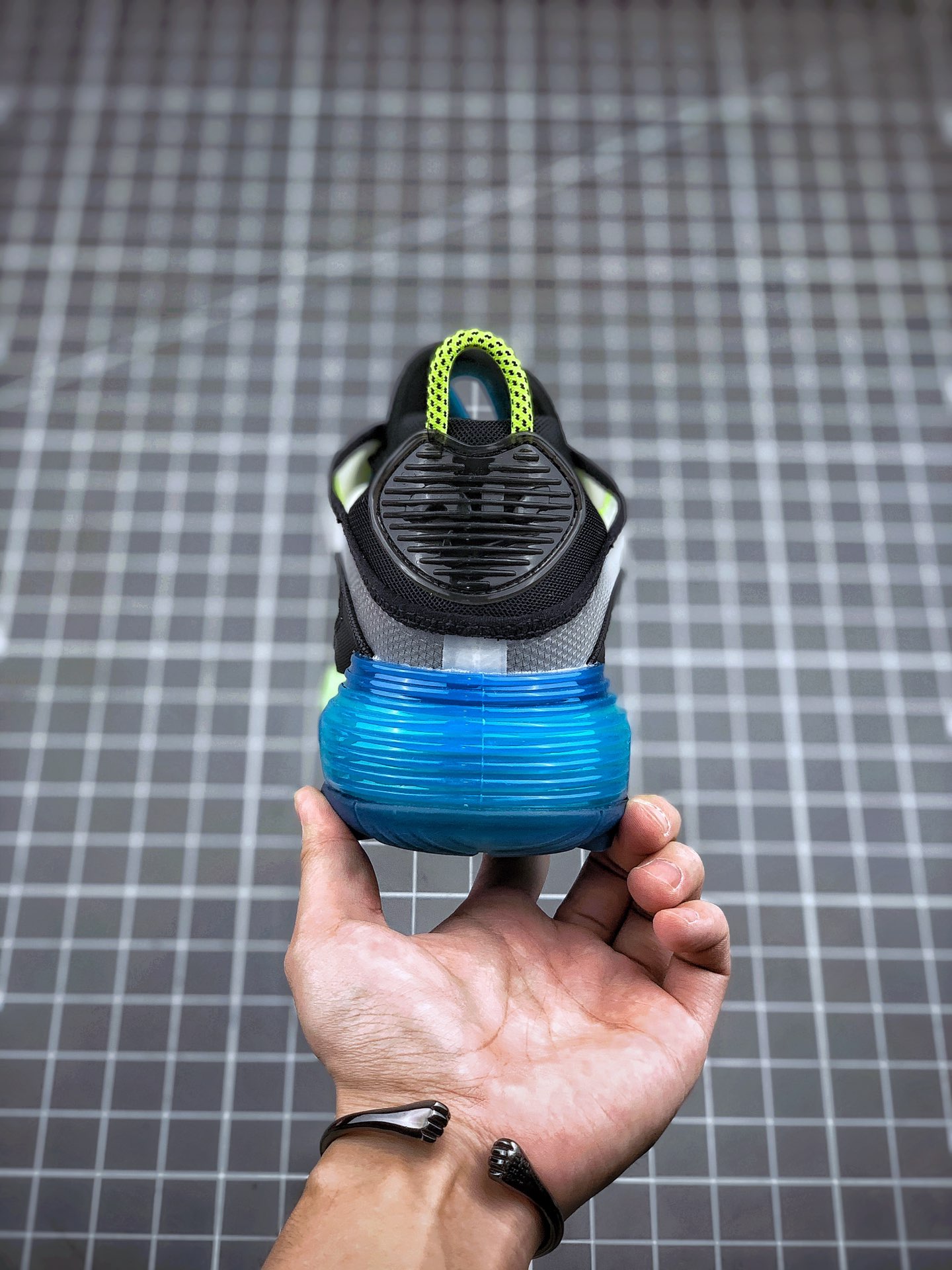200 AirMax 2090 官网强力主推  客供真实压强气垫 原盒原标专柜一致 货号：CN7664-700