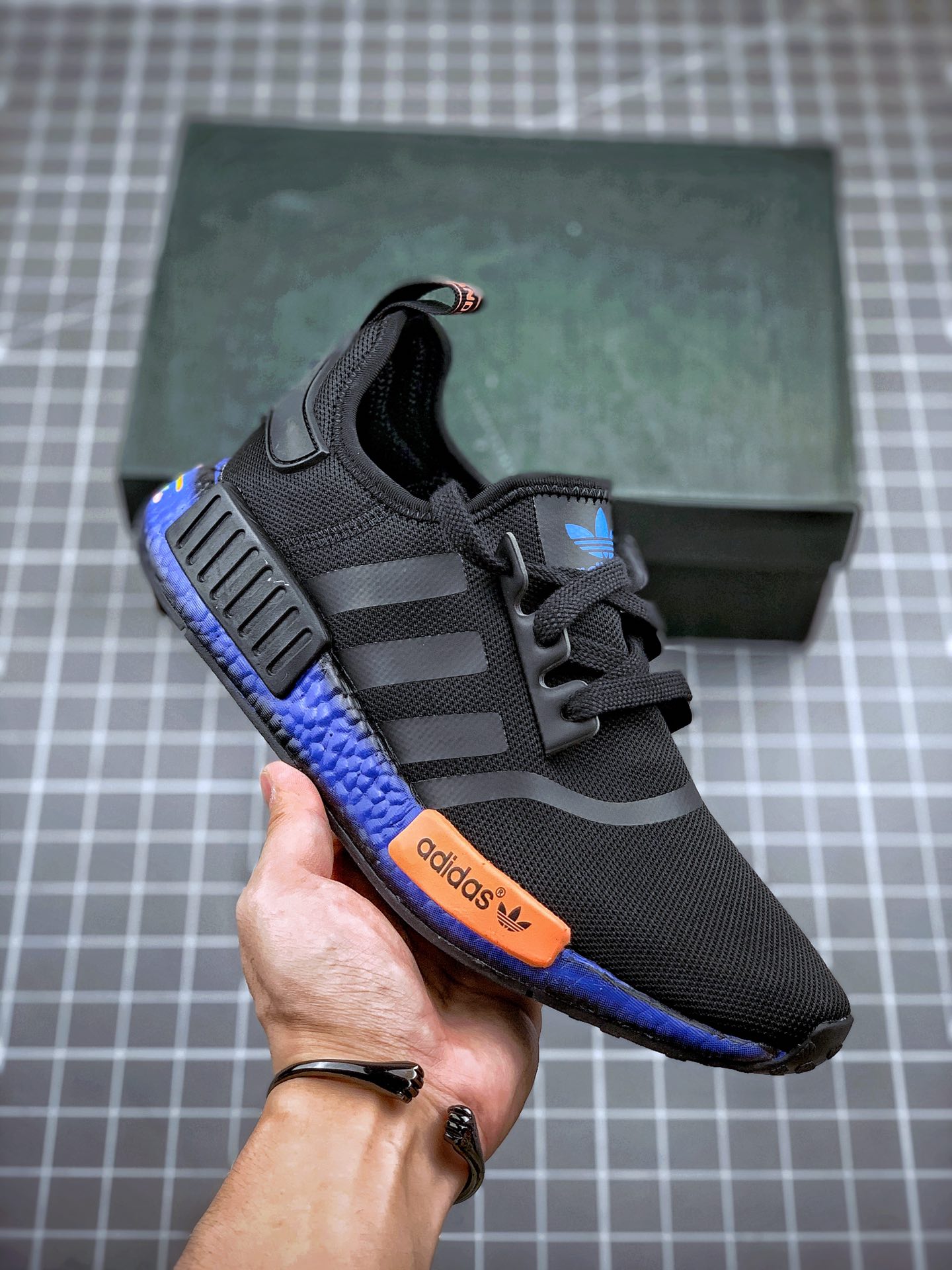 210 Adidas NMD _R1 黑蓝橙 虎扑版本 专柜同步上架