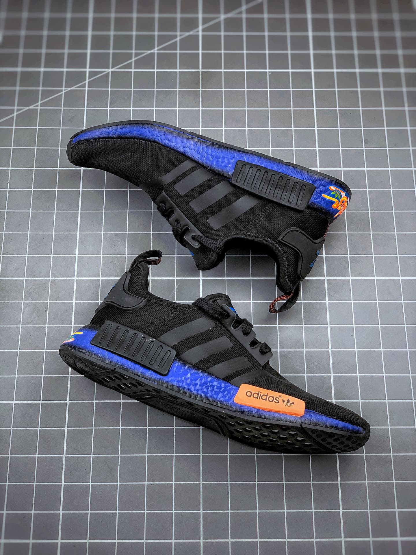 210 Adidas NMD _R1 黑蓝橙 虎扑版本 专柜同步上架
