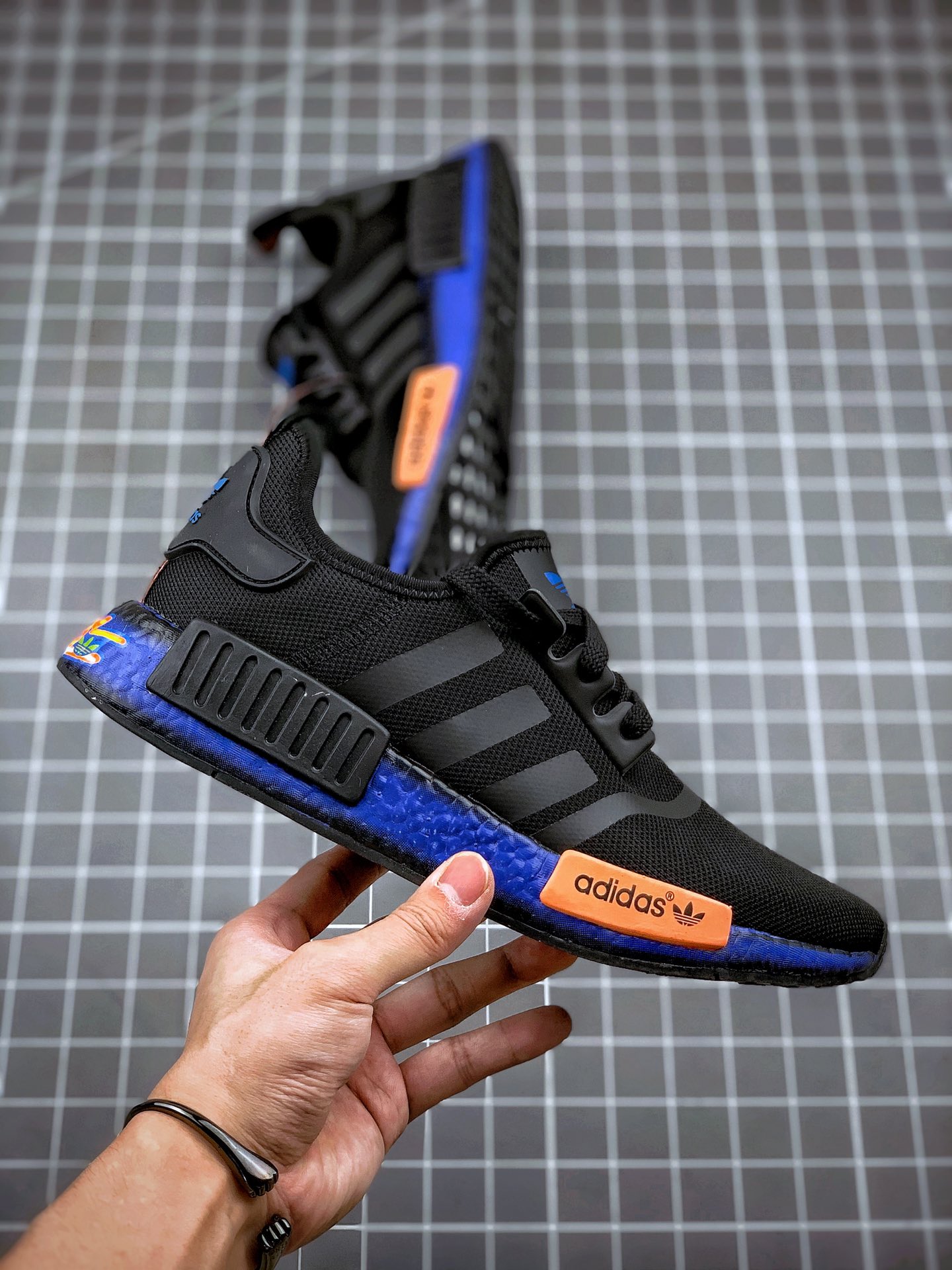 210 Adidas NMD _R1 黑蓝橙 虎扑版本 专柜同步上架