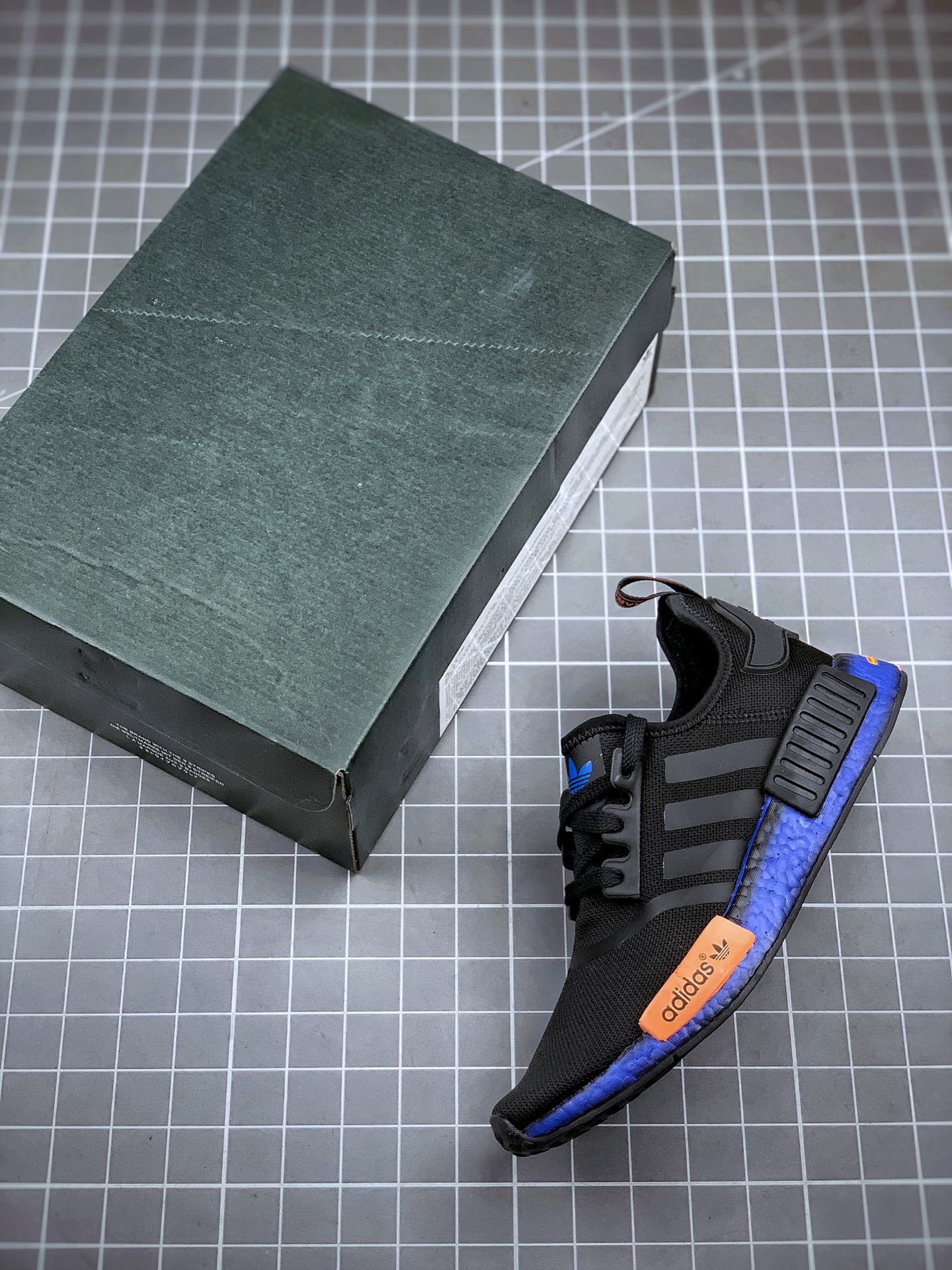 210 Adidas NMD _R1 黑蓝橙 虎扑版本 专柜同步上架