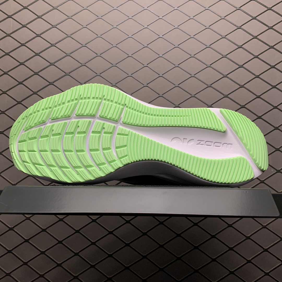 200 Nike Air Zoom Winflo 7代 网面透气 训练跑步鞋 CJ0291-004