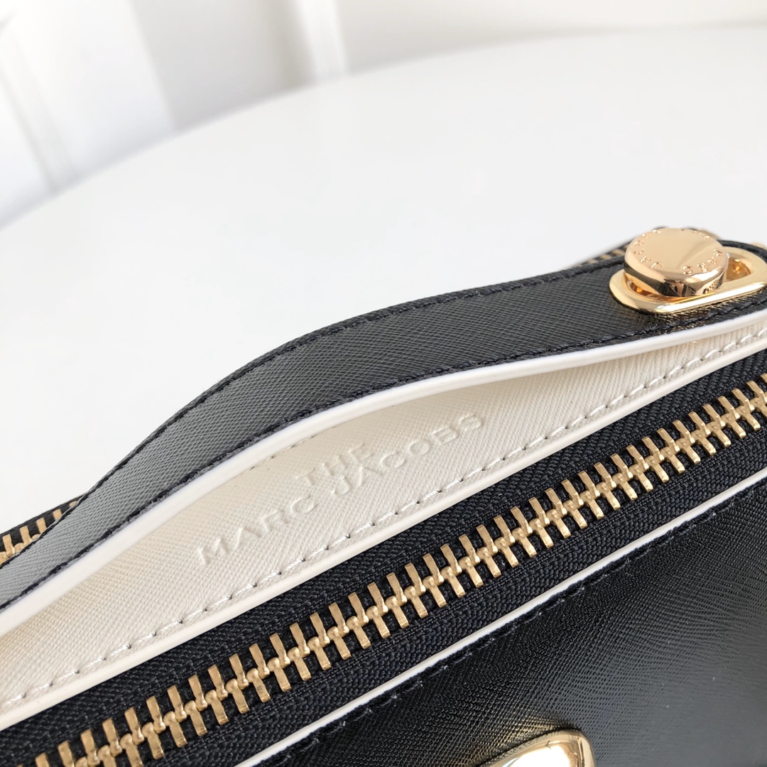 Marc Jacobs ～大号/Marc Jacobs/莫杰2020春夏多色牛皮立体金属徽标百搭相机包女包sure shot净版单肩斜挎手拎相机包 尺寸：21