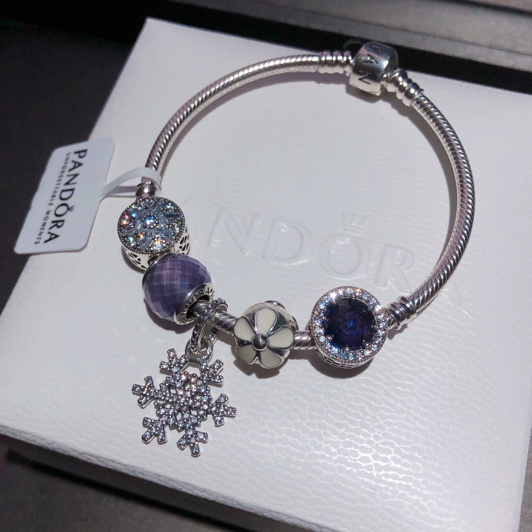 NO:103603,May Welfare Month Rewards New and Old Customers Little Pan Pan loves Pandora's finished bracelet, bracelet198609095月福利月 回馈新老客户 小潘潘尽情宠爱,潘多拉成品手镯,bracelet,Jewelry