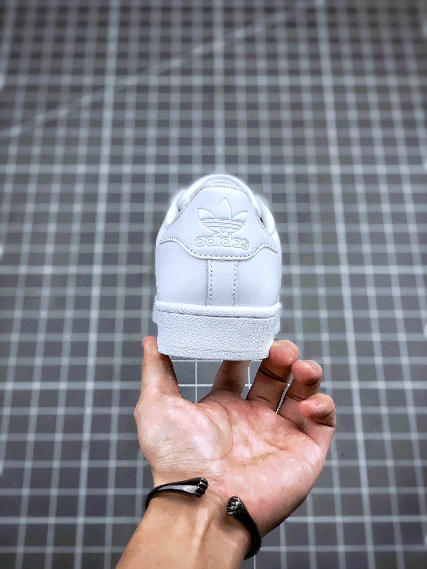 150 Adidas Originals SUPERSTAR W 渠道正品订单 诠释市场最高工艺水平 贝壳头经典小白板鞋货号：B27136