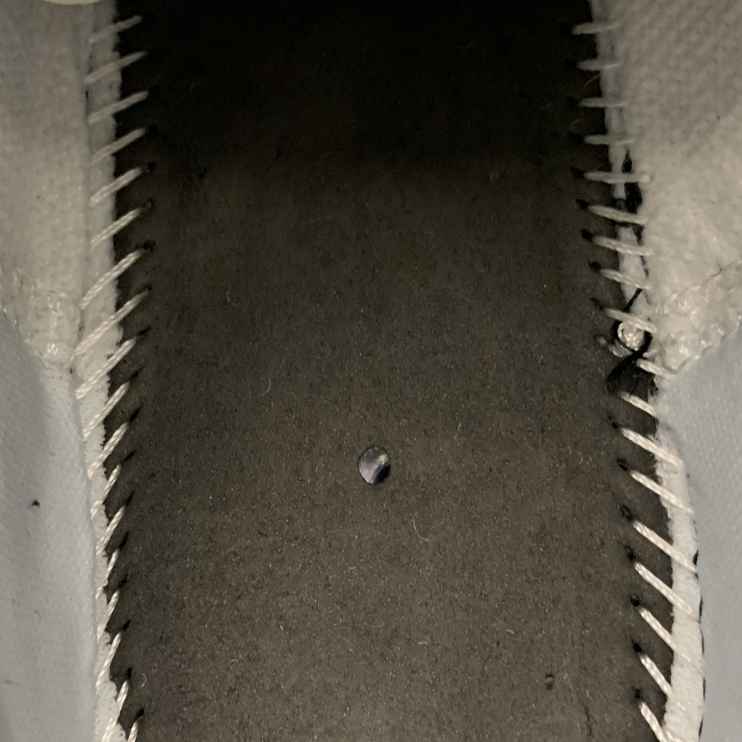 190 阿迪达斯 AlphaBounce Beyond m 阿尔法网面跑步鞋 B89090 工厂直销