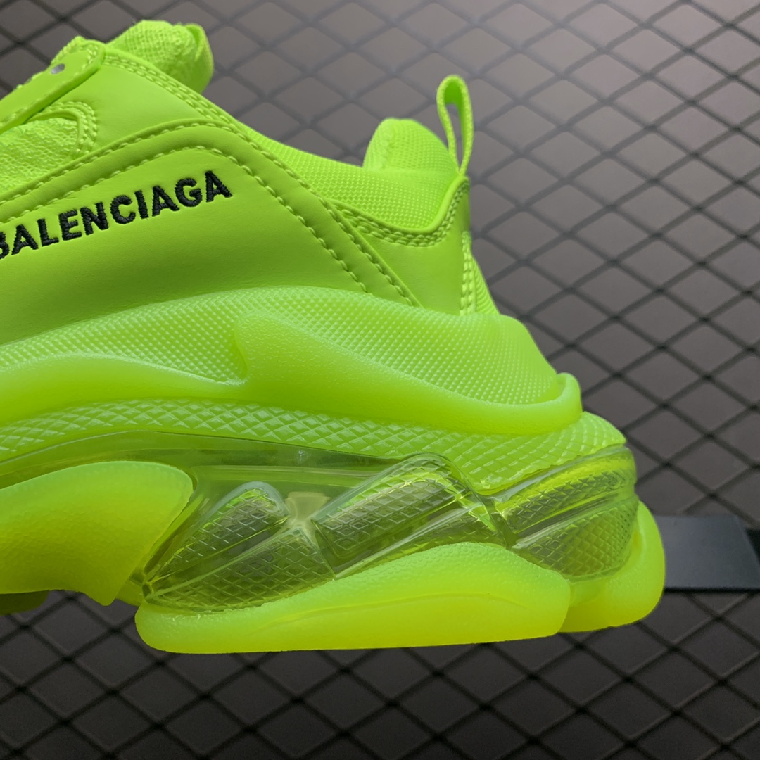 440 新版本 Balenciaga 巴黎世家 Triple S 3.0 三代复古休闲老爹鞋 全组合氮气水晶大底 大厂出品