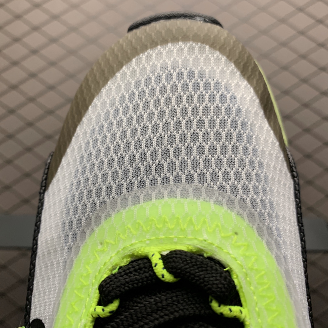 190 Nike Air Max 2090 半掌气垫运动鞋CJ4066-101