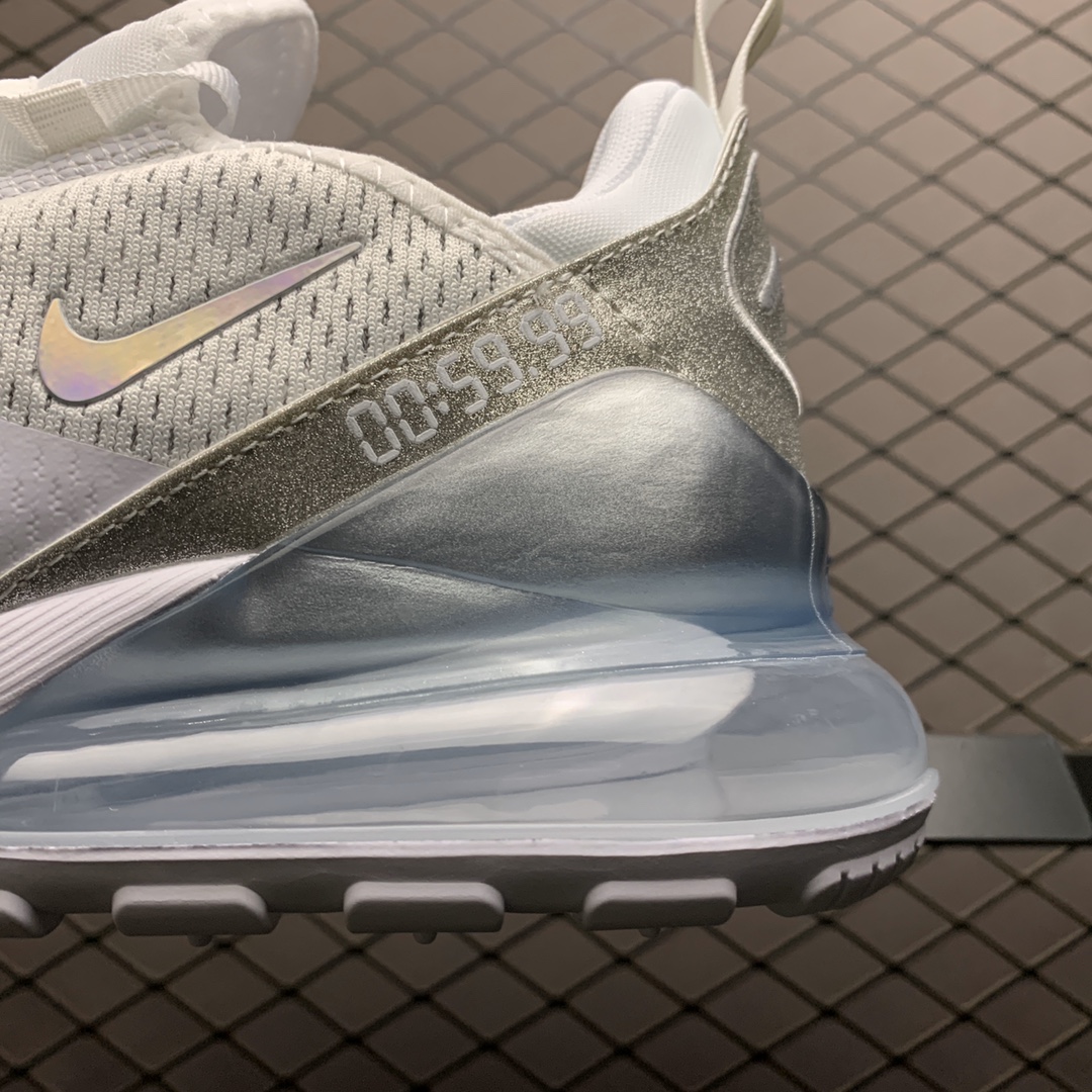 180 Nike Max 270 半掌气垫跑步鞋 CD8497-100