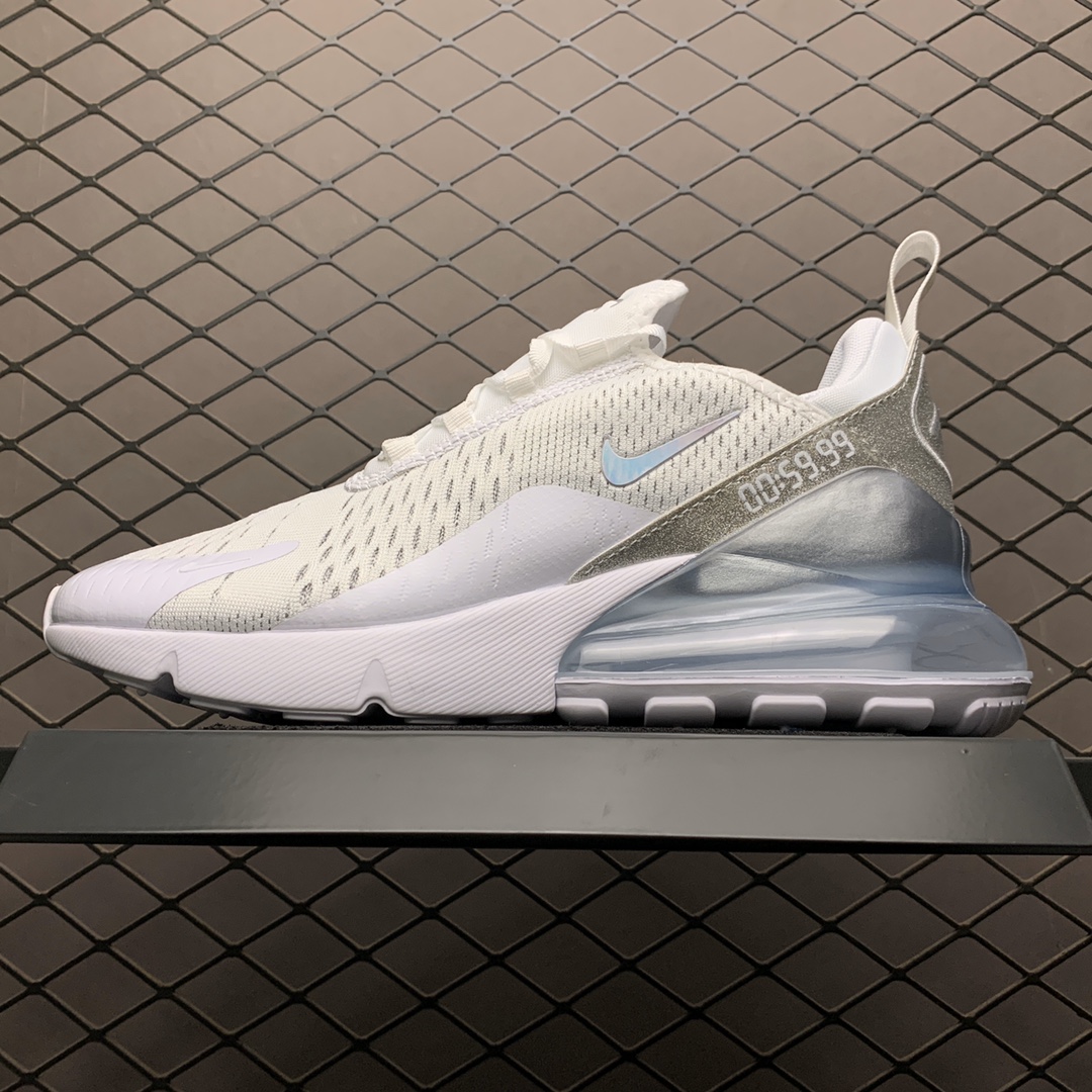 180 Nike Max 270 半掌气垫跑步鞋 CD8497-100