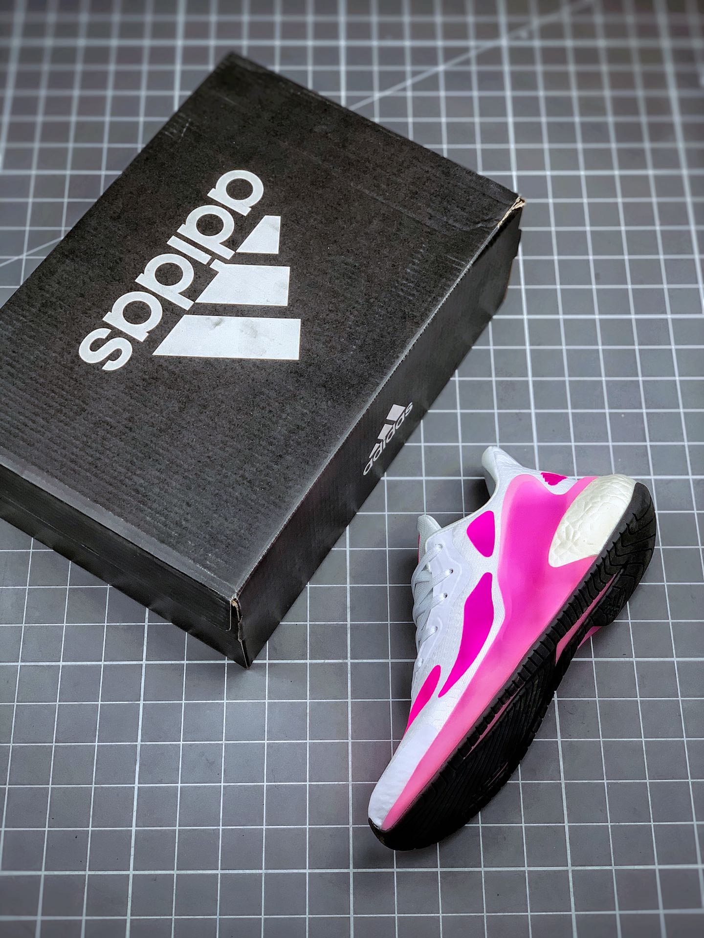 210 Adidas AlphaBounce FIT阿尔法11代