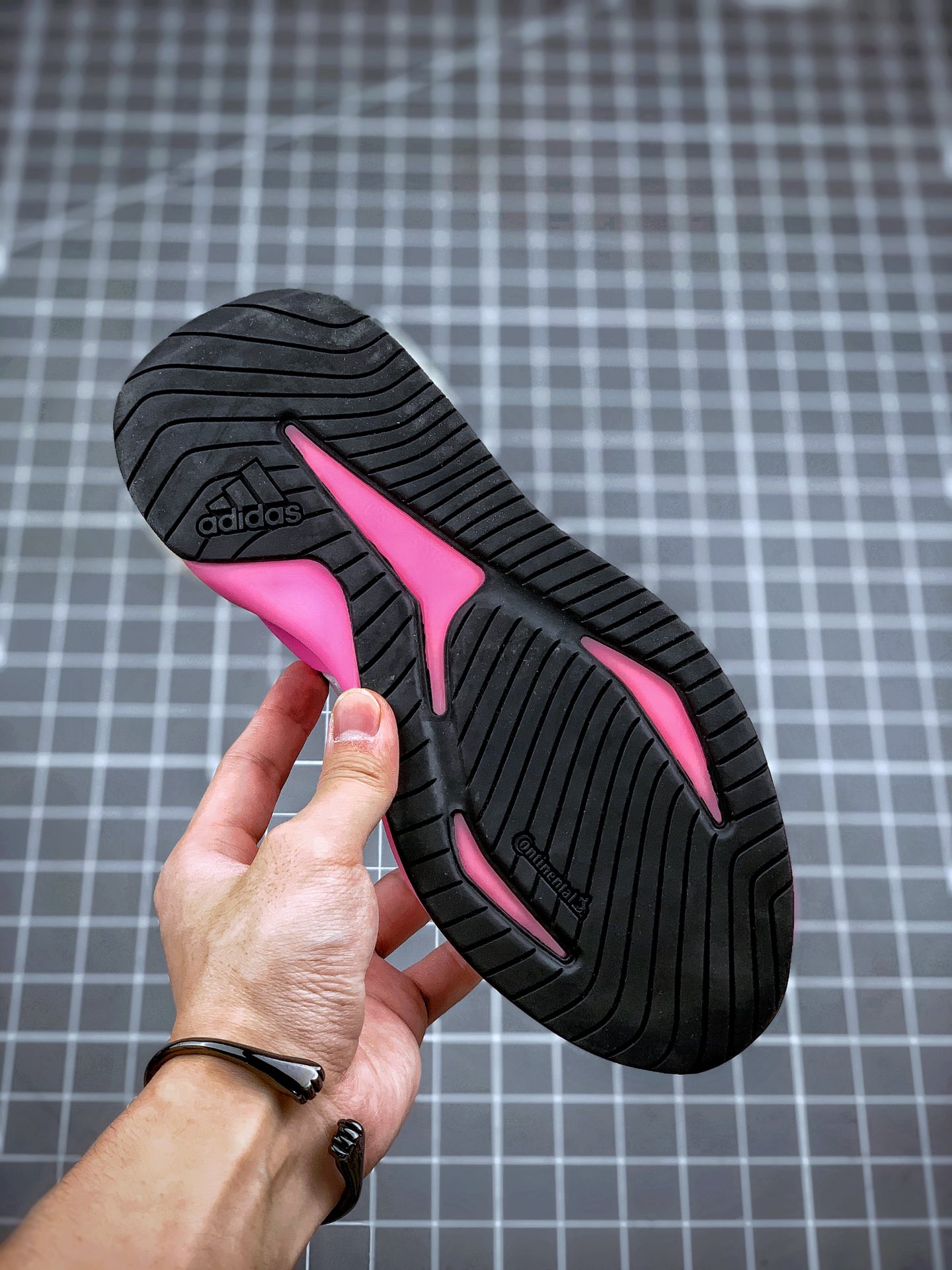210 Adidas AlphaBounce FIT阿尔法11代