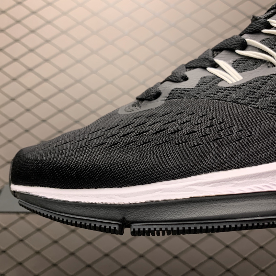 170 Nike Air Zoom winflo 4 缓震透气跑步鞋 898466-001