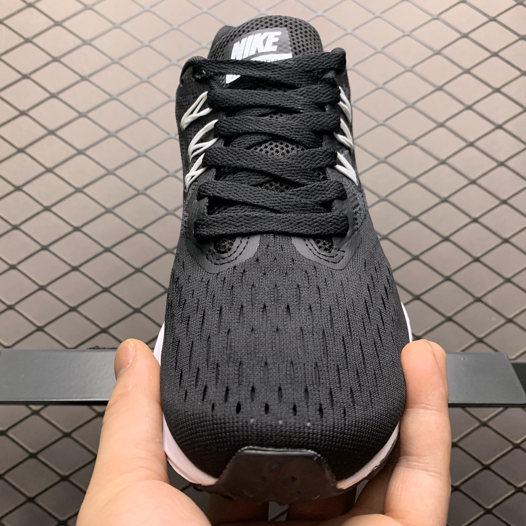 170 Nike Air Zoom winflo 4 缓震透气跑步鞋 898466-001