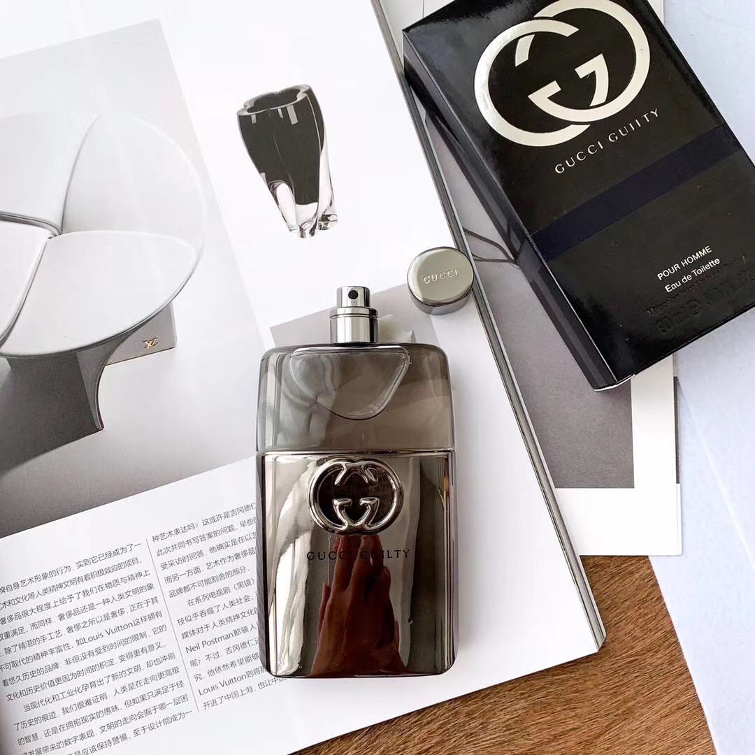 80💰古驰 罪爱（原罪）男士香水90ml
Gucci Guilty Pour Homme, 2011

香调：芳香木质调
前调：粉红胡椒 柠檬
中调：橙花 薰衣草
后调：广藿香 雪松
属性：男香
标签：柑橘 薰衣草 木质 白花
