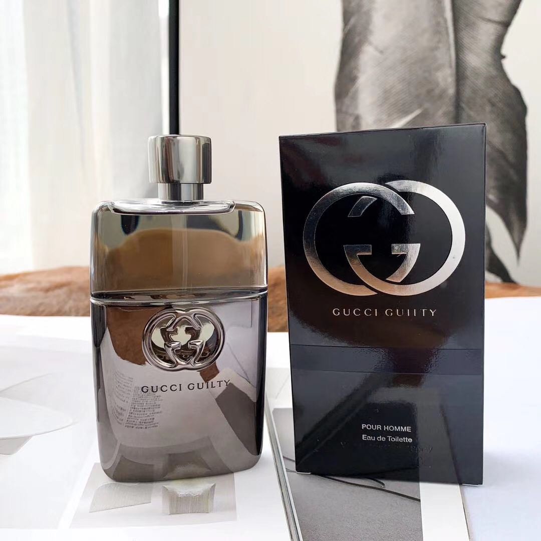 80💰古驰 罪爱（原罪）男士香水90ml
Gucci Guilty Pour Homme, 2011

香调：芳香木质调
前调：粉红胡椒 柠檬
中调：橙花 薰衣草
后调：广藿香 雪松
属性：男香
标签：柑橘 薰衣草 木质 白花
