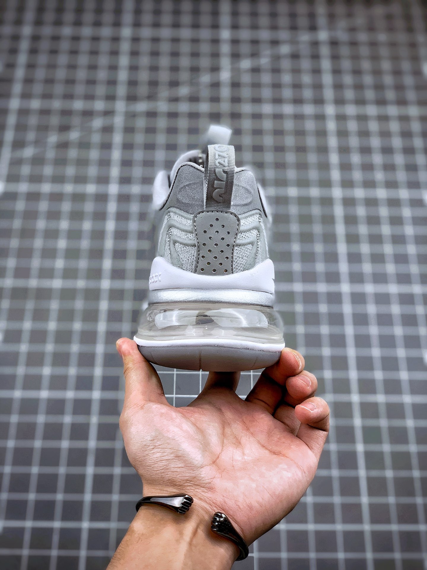 250 Air Max 270 React ENG  CD0118-600