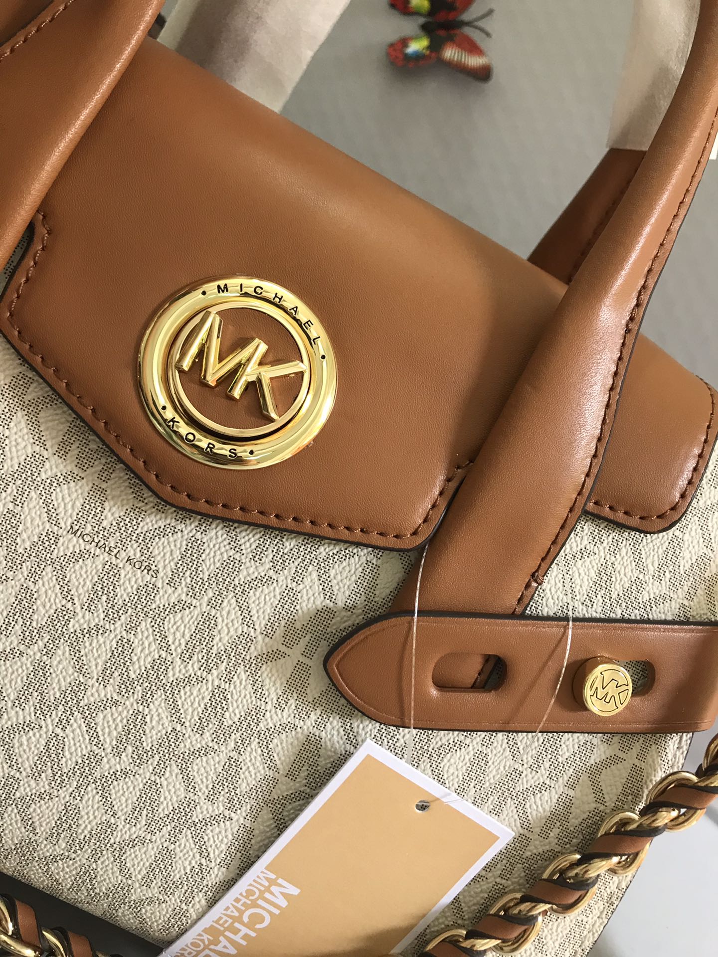 Michael Kors 耳朵包棕色拼白色