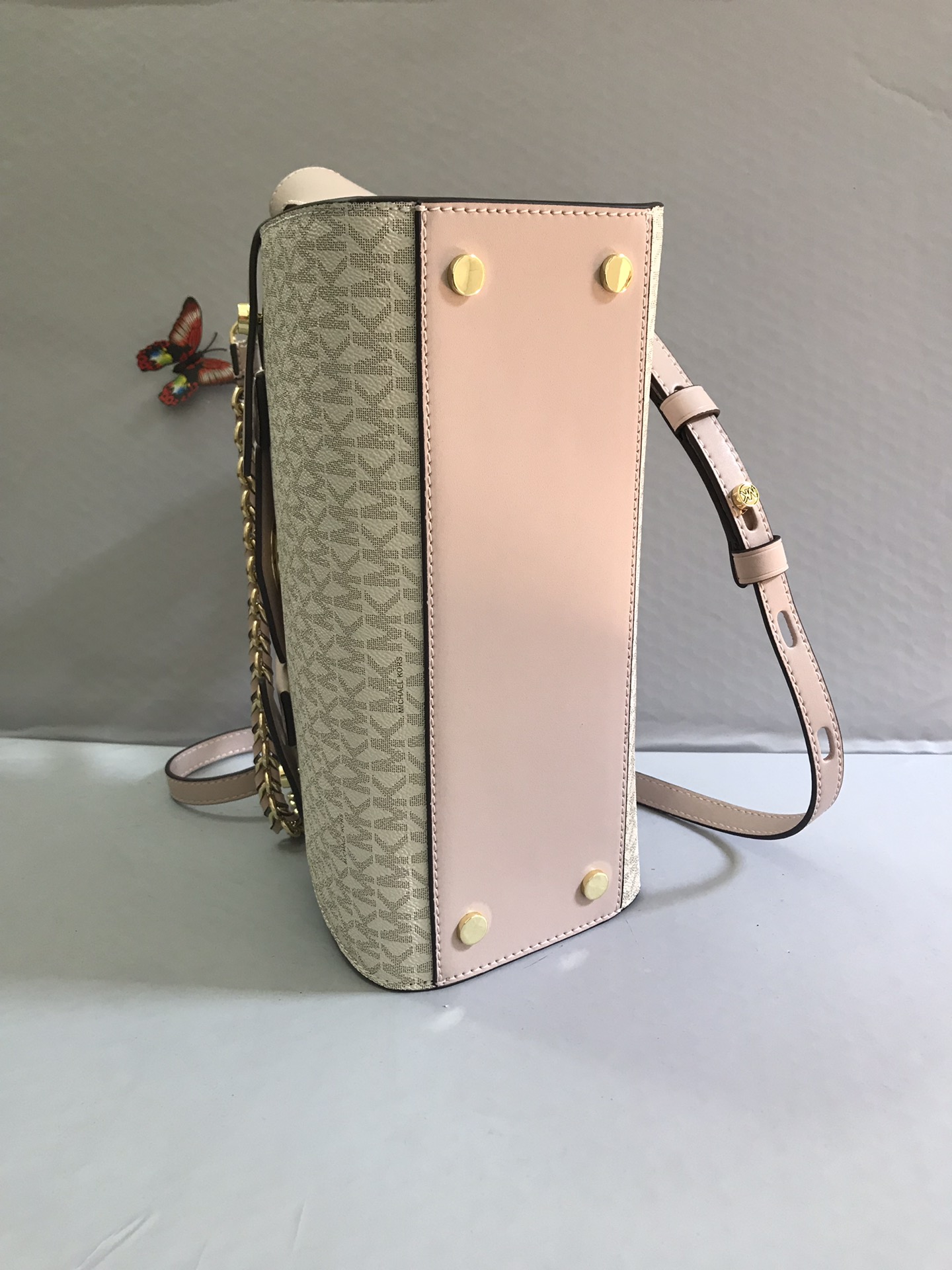 Michael Kors 耳朵包粉拼白色