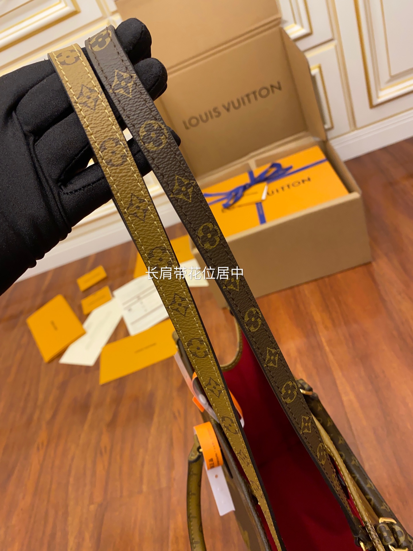 Louis Vuitton LV Onthego大花托特包 M44576 M45039
