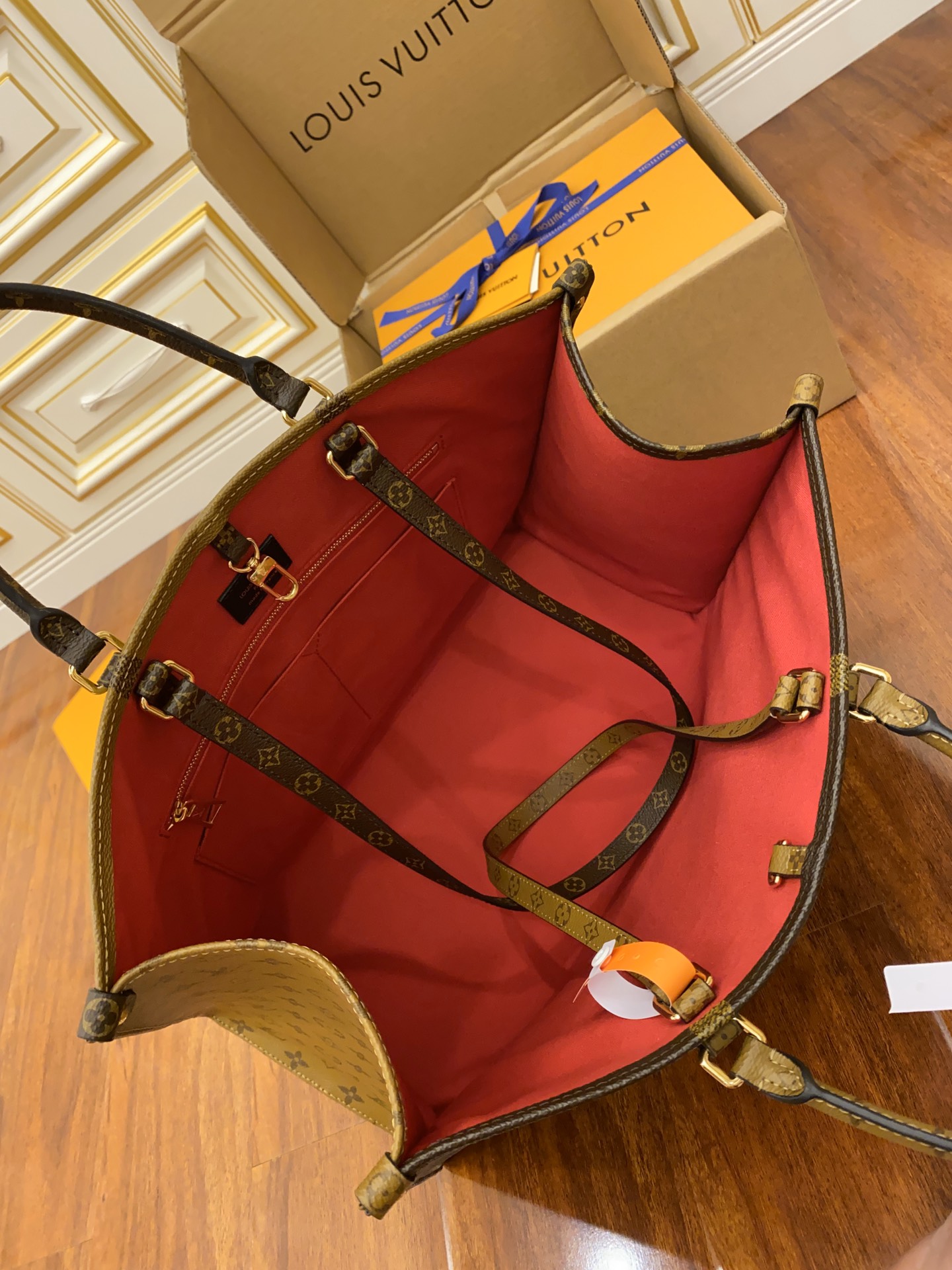 Louis Vuitton LV Onthego大花托特包 M44576 M45039