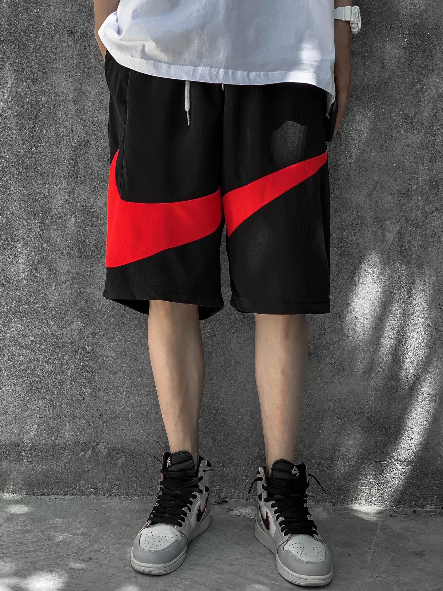 45 爆款猛推 nike 耐克大勾拼接短裤官网款 货号 bv9386-010