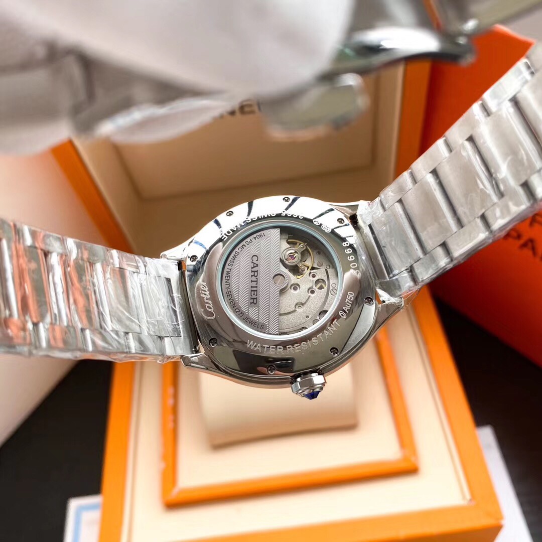 Cartier カードルシリーズ メンズ枕型腕時計 - ローマ刻度と真月相デザイン