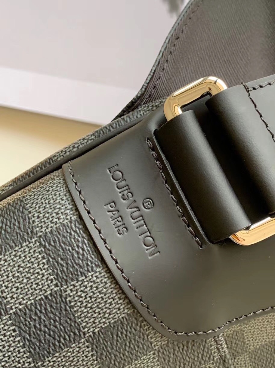 路易威登 Louis Vuitton 高定典藏名品高定成衣时装外套连衣裙衬衫T恤 #2389573A 6