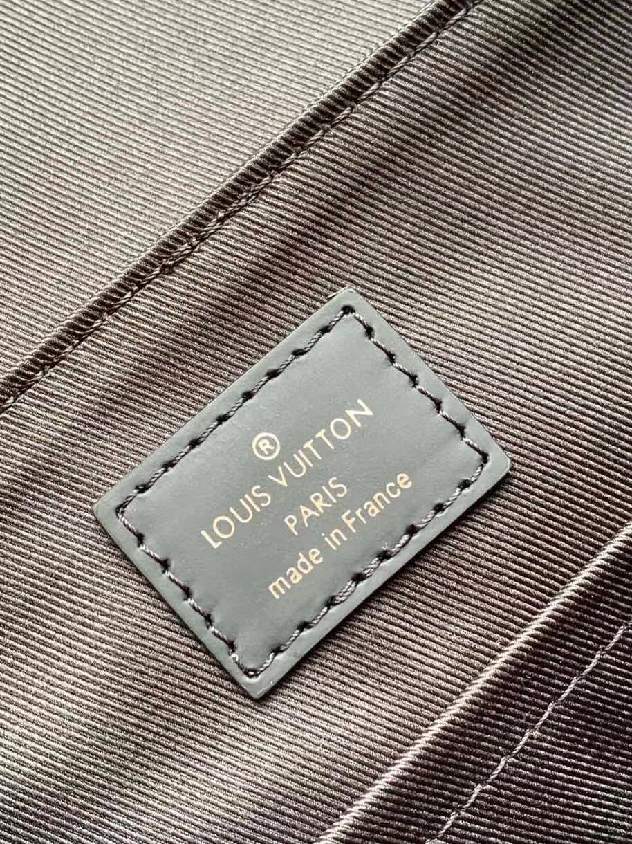 路易威登 Louis Vuitton 高定典藏名品高定成衣时装外套连衣裙衬衫T恤 #2389573A 9