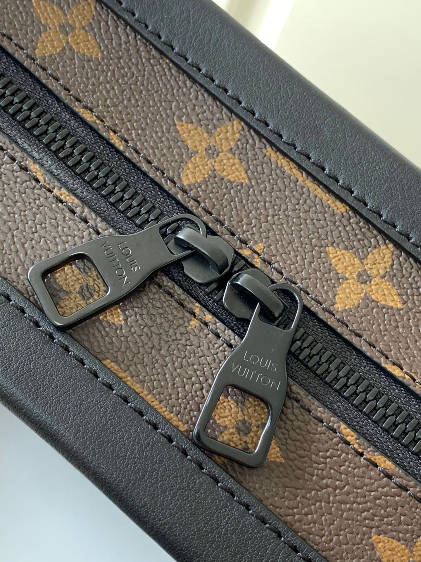 路易威登 Louis Vuitton 高定典藏名品高定成衣时装外套连衣裙衬衫T恤 #E0E9BCB7 5