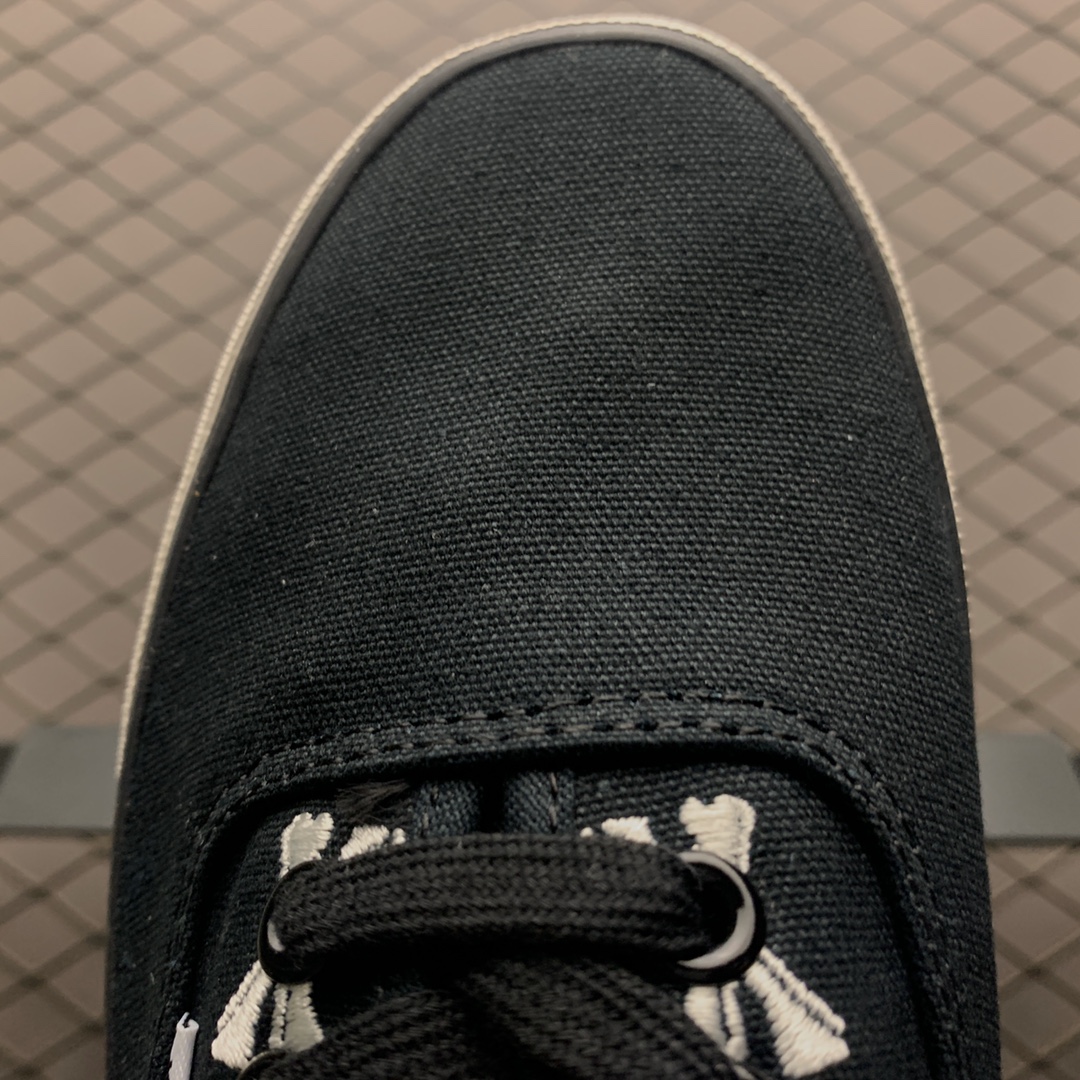 150 Vans 万斯 Authentic 低帮硫化休闲板鞋