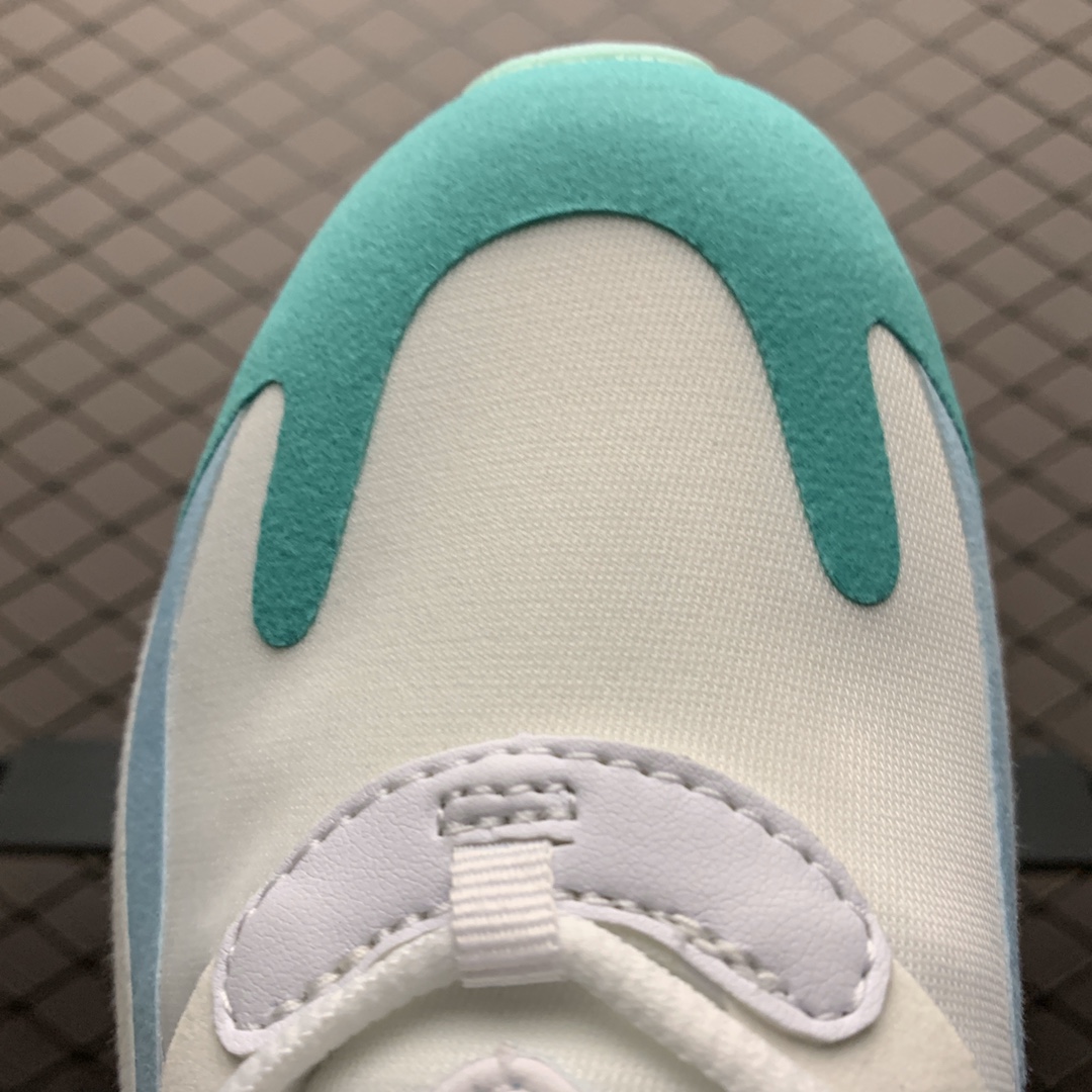 130  Nike Max 270 React 混合科技 半掌气垫跑步鞋 AT6174-102