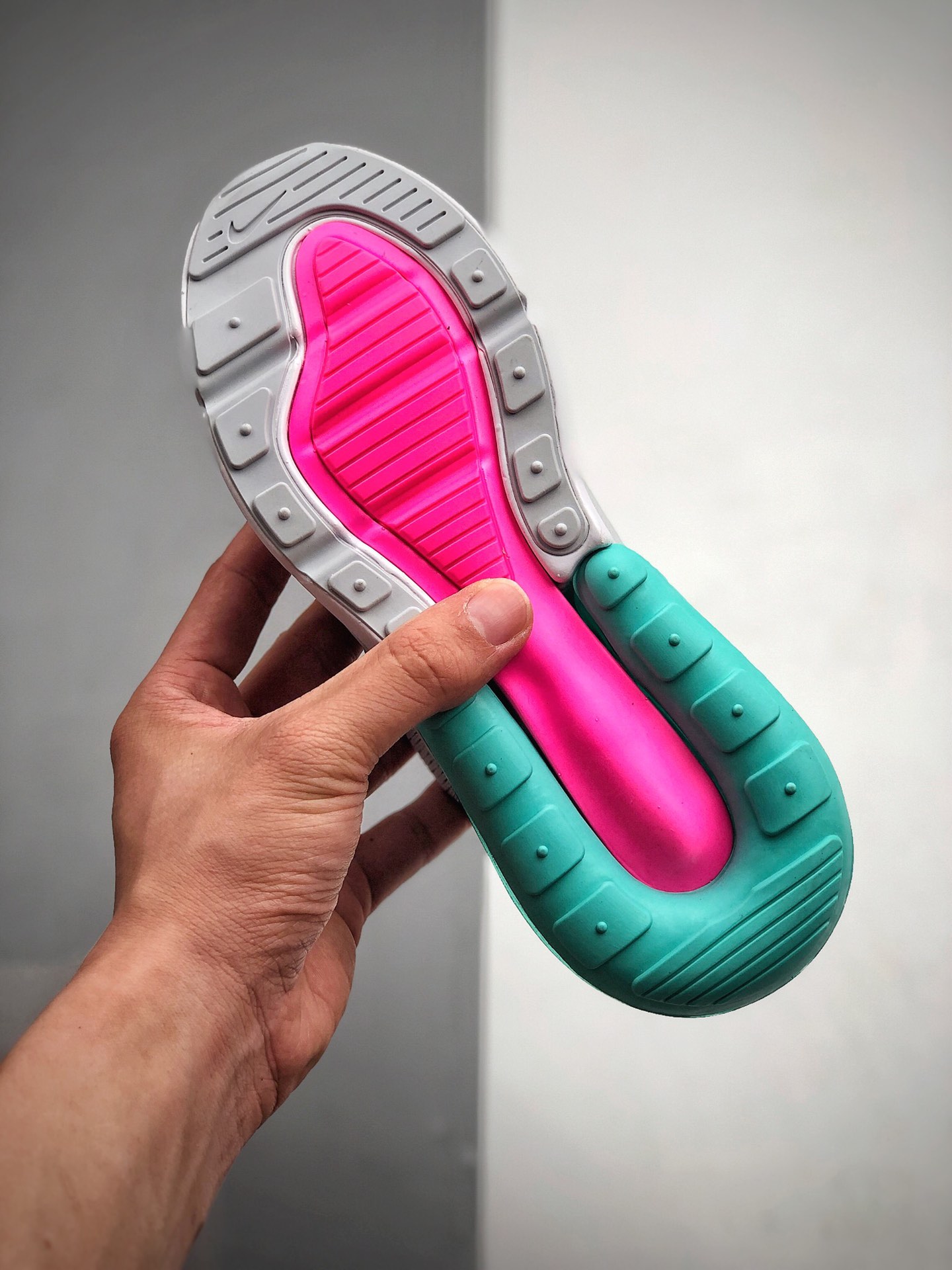 210 Nike Air Max 270 Pure Platinum Pink   货号：AH6789-065