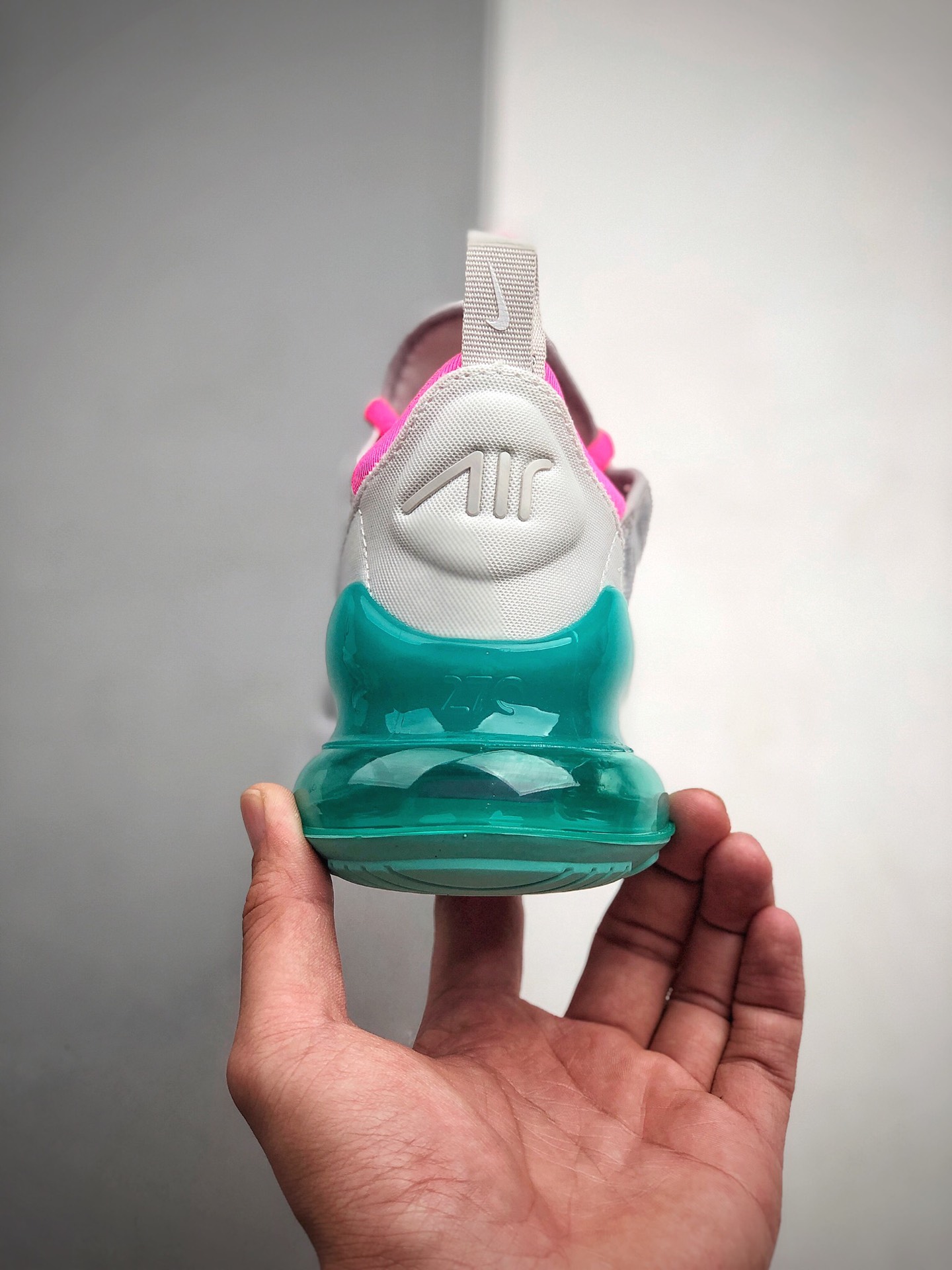 210 Nike Air Max 270 Pure Platinum Pink   货号：AH6789-065