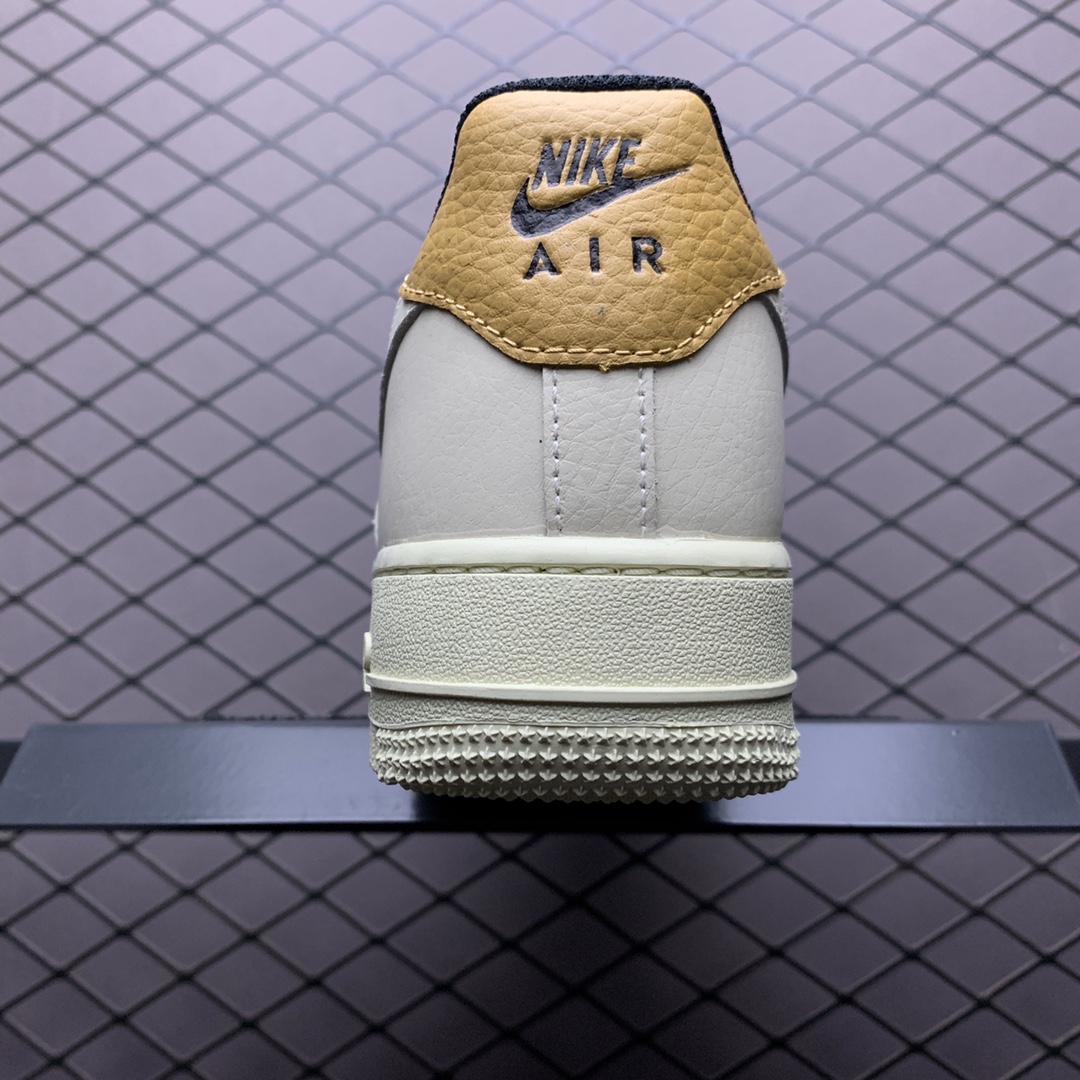 210 Nike Air Force 1 '07 LV84 空军一号低帮运动休闲板鞋 CK4363-200