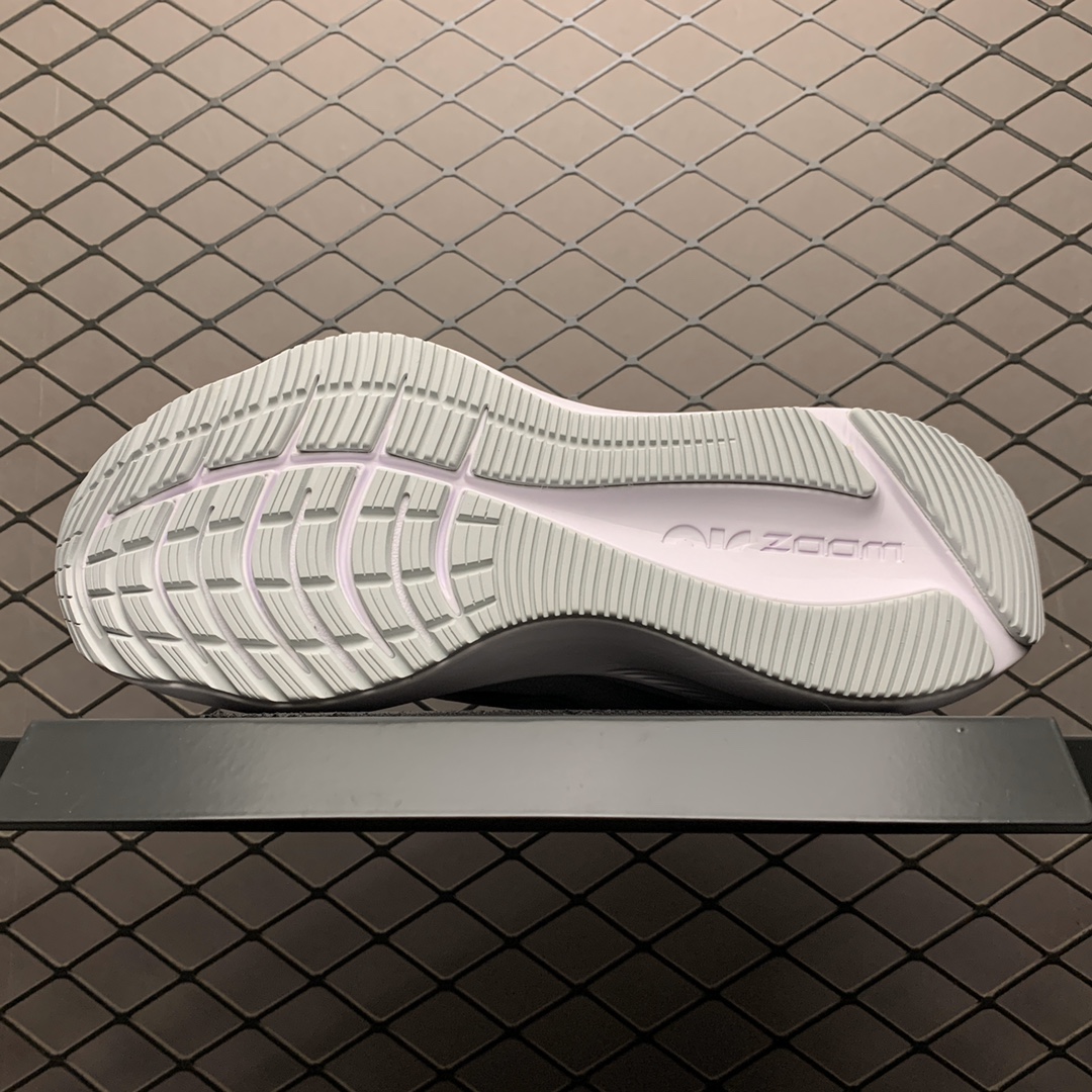 200 Nike Air Zoom Winflo W7代 网面透气 训练跑步鞋 CJ0301-004