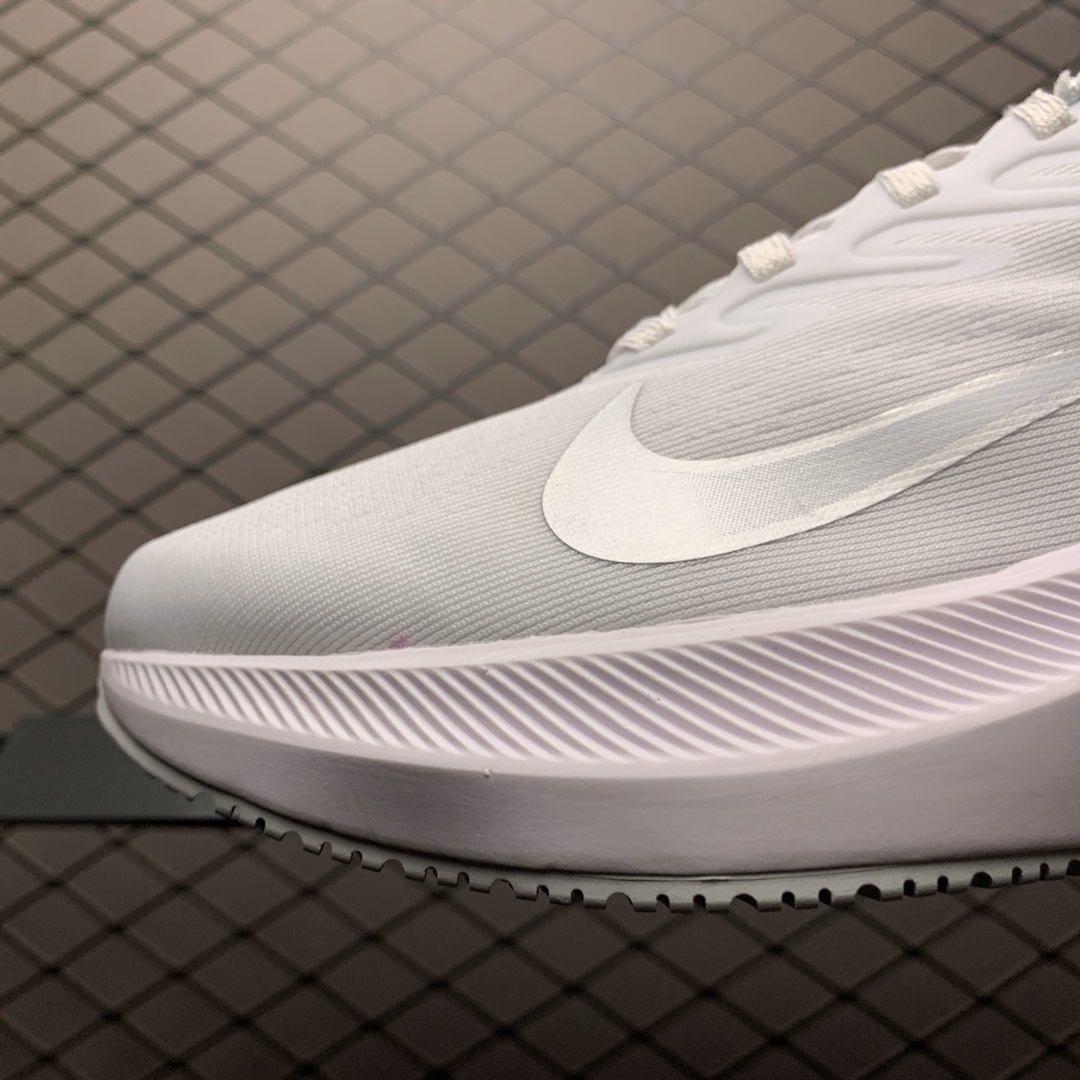 200 Nike Air Zoom Winflo W7代 网面透气 训练跑步鞋 CJ0301-004