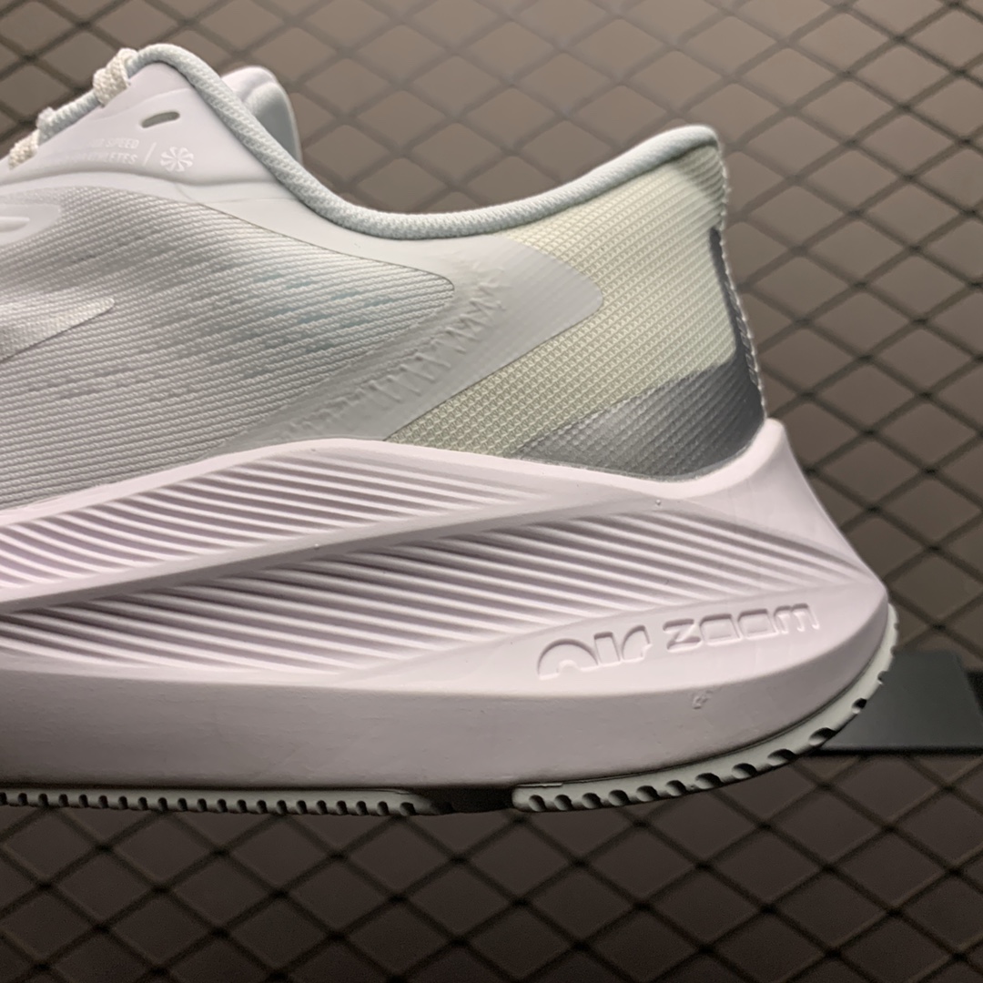 200 Nike Air Zoom Winflo W7代 网面透气 训练跑步鞋 CJ0301-004