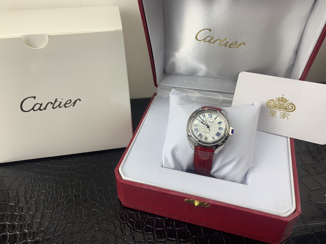 Cartier 皇家 卡地亚钥匙系列女款酒红色鳄鱼皮表带