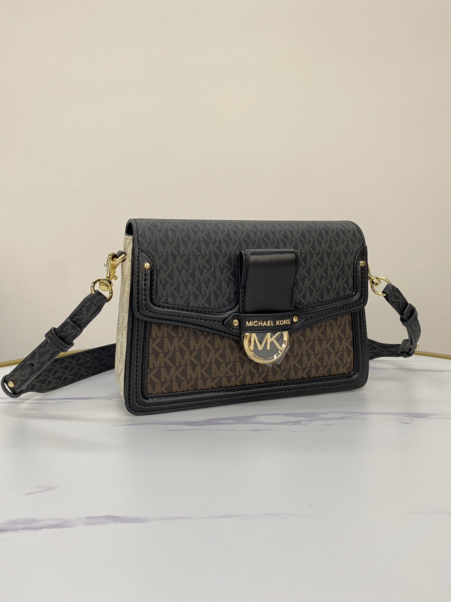 Michael Kors ～mk Jessie 女士单肩包，2020最新拼色老花酒神包
