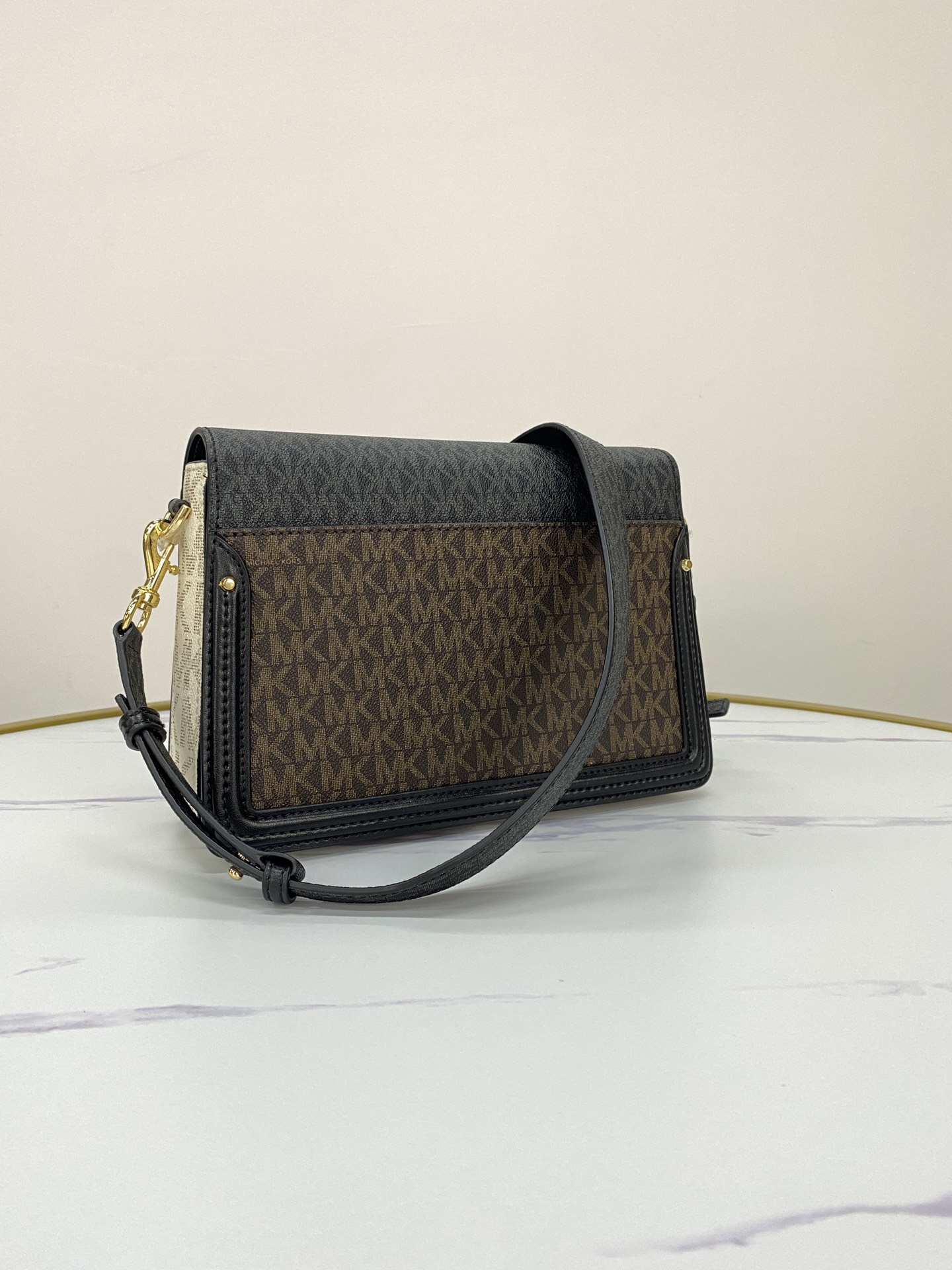 Michael Kors ～mk Jessie 女士单肩包，2020最新拼色老花酒神包