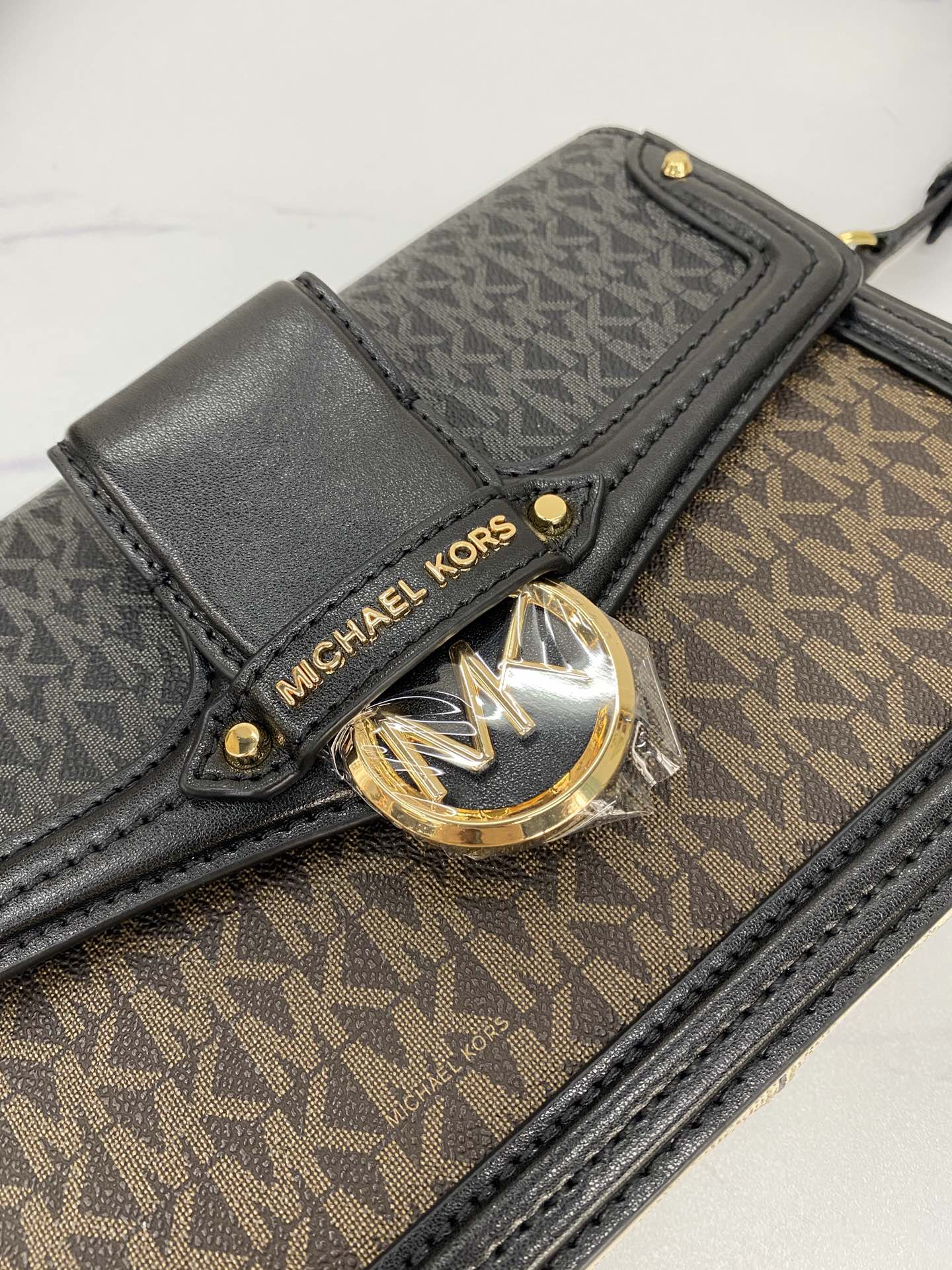 Michael Kors ～mk Jessie 女士单肩包，2020最新拼色老花酒神包